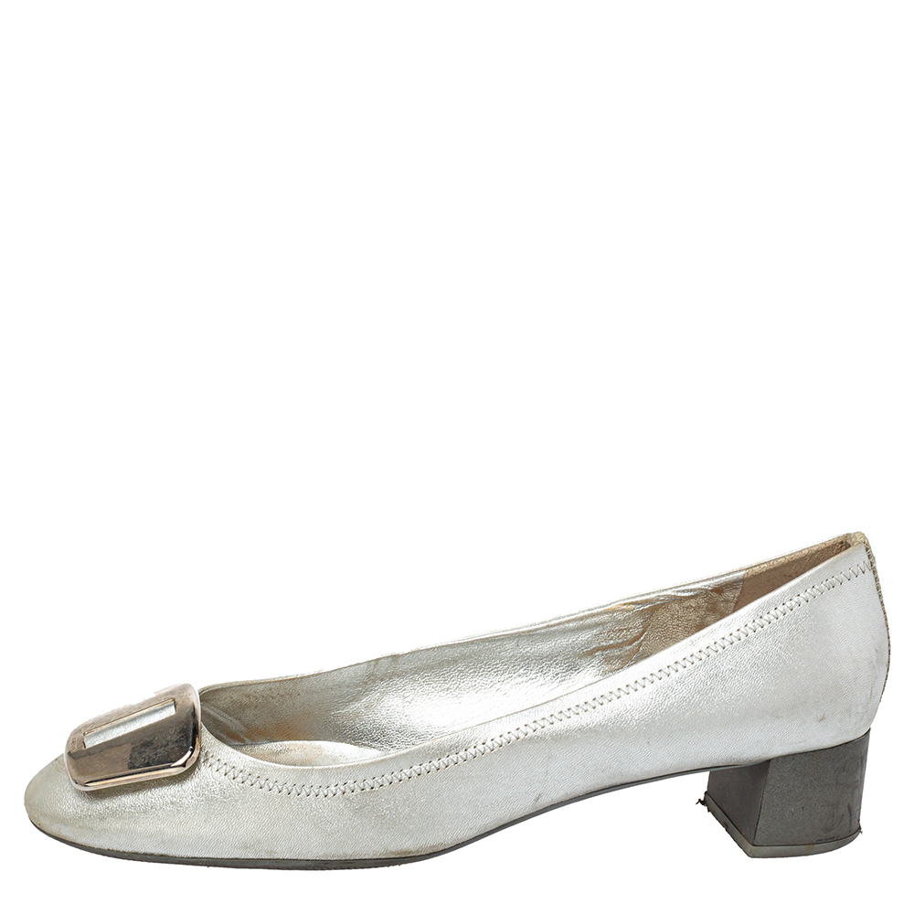 

Prada Silver Leather Block Heel Buckle Pumps Size
