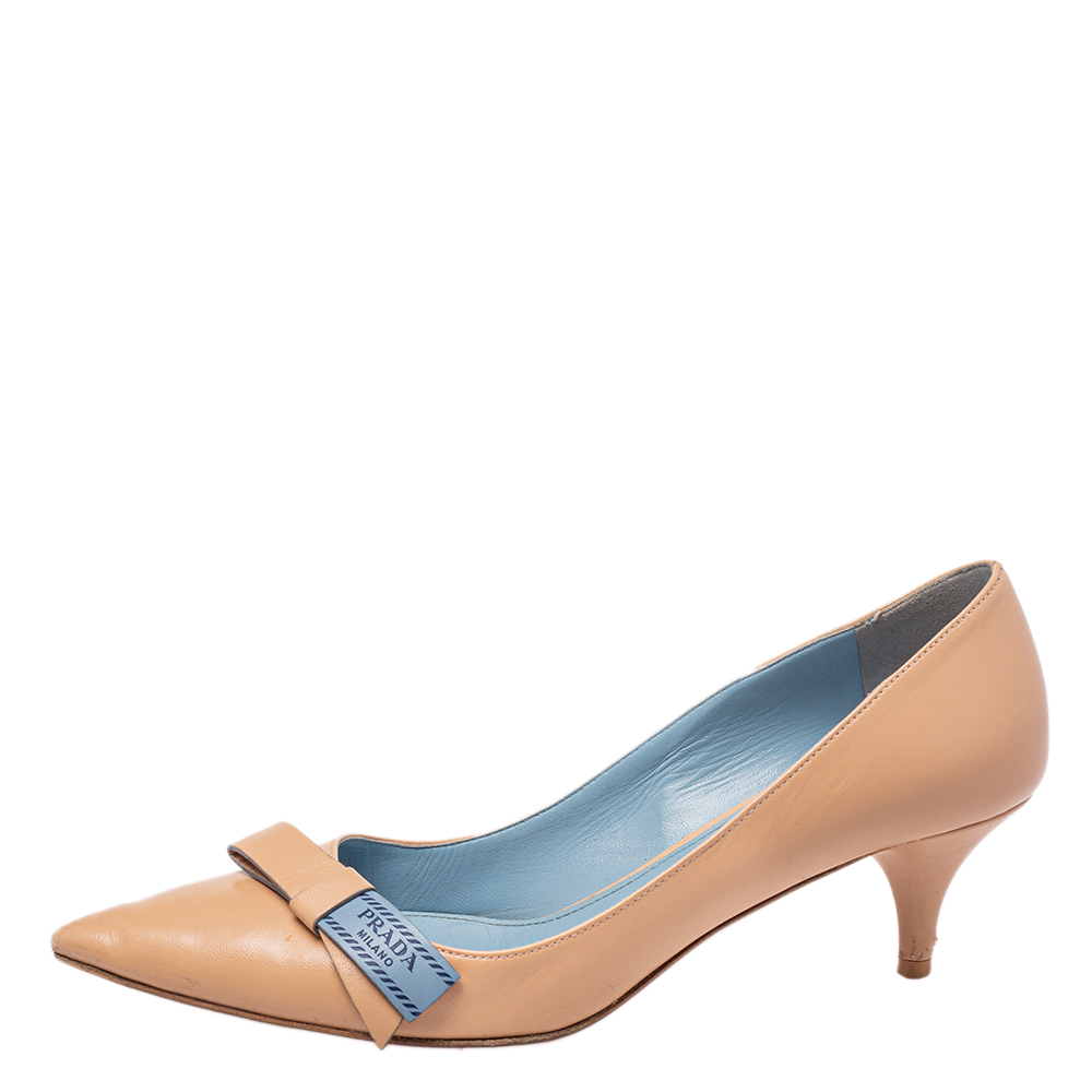 

Prada Beige/Blue Leather Bow Pumps Size