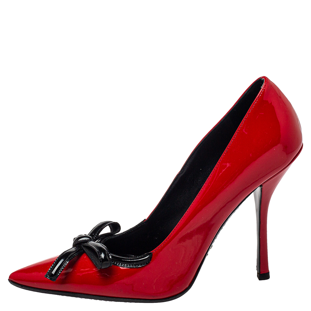 

Prada Red Patent Leather Bow Pointed Toe Pumps Size