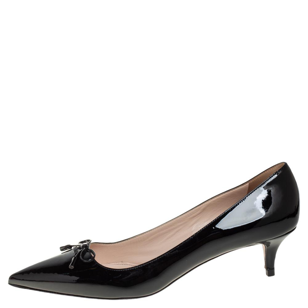 

Prada Black Patent Leather Bow Pointed Toe Pumps Size