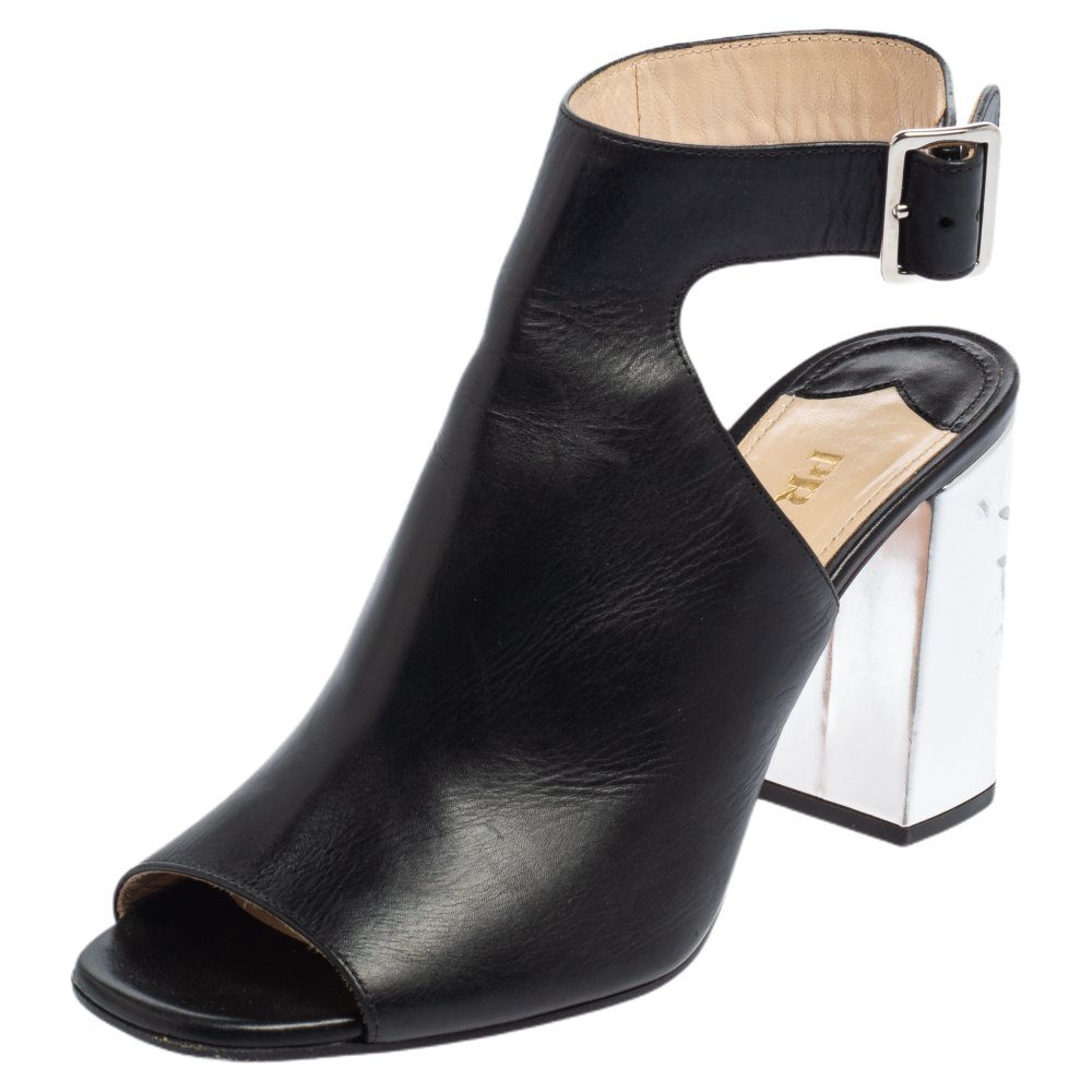 Pre-owned Prada Black Leather Block Heel Peep Toe Ankle Strap Sandals Size 38