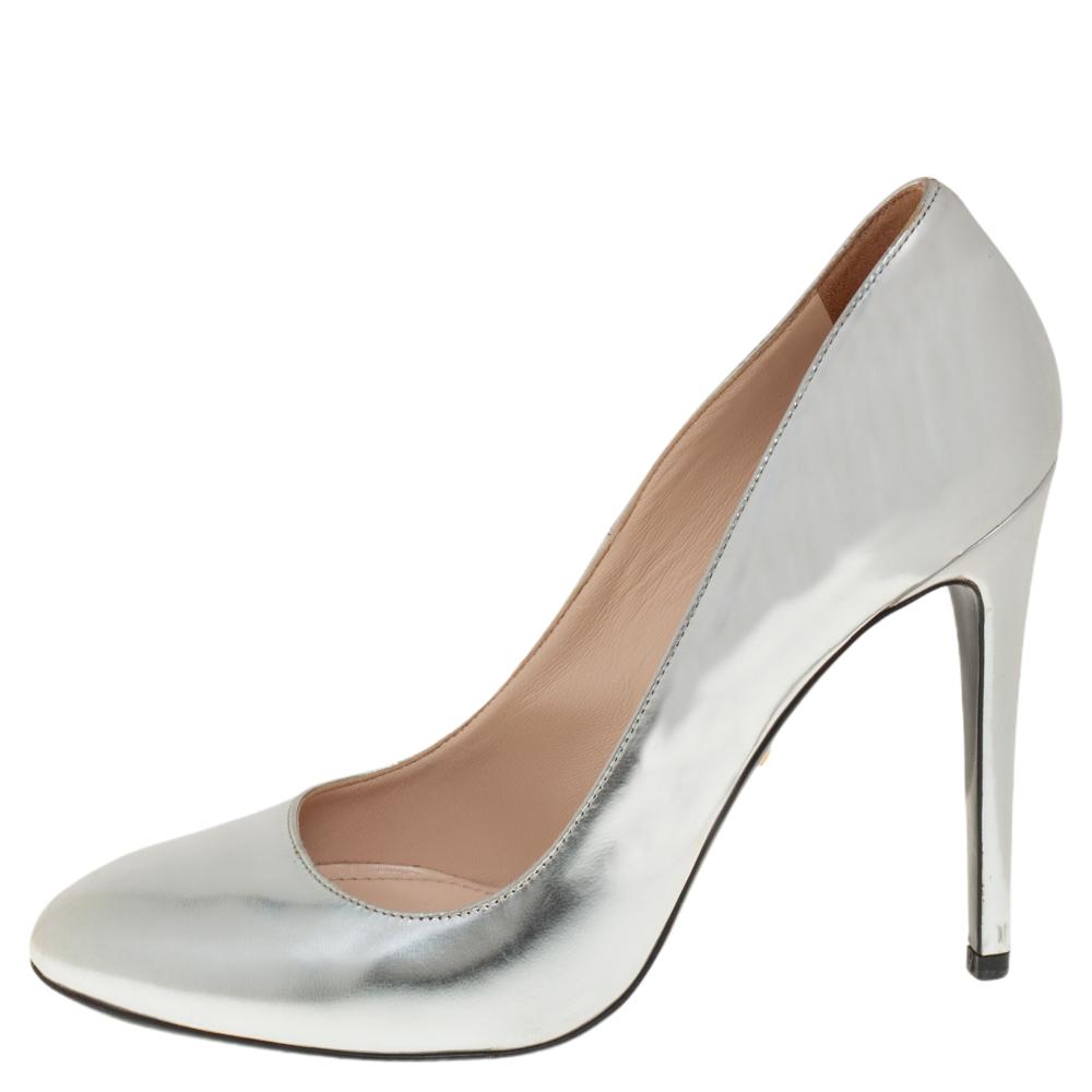 

Prada Metallic Silver Leather Pumps Size
