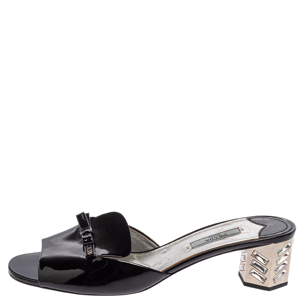 

Prada Black Patent Leather Bow Slide Sandals Size