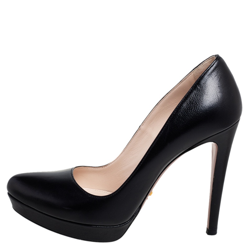 

Prada Black Leather Platform Pumps Size