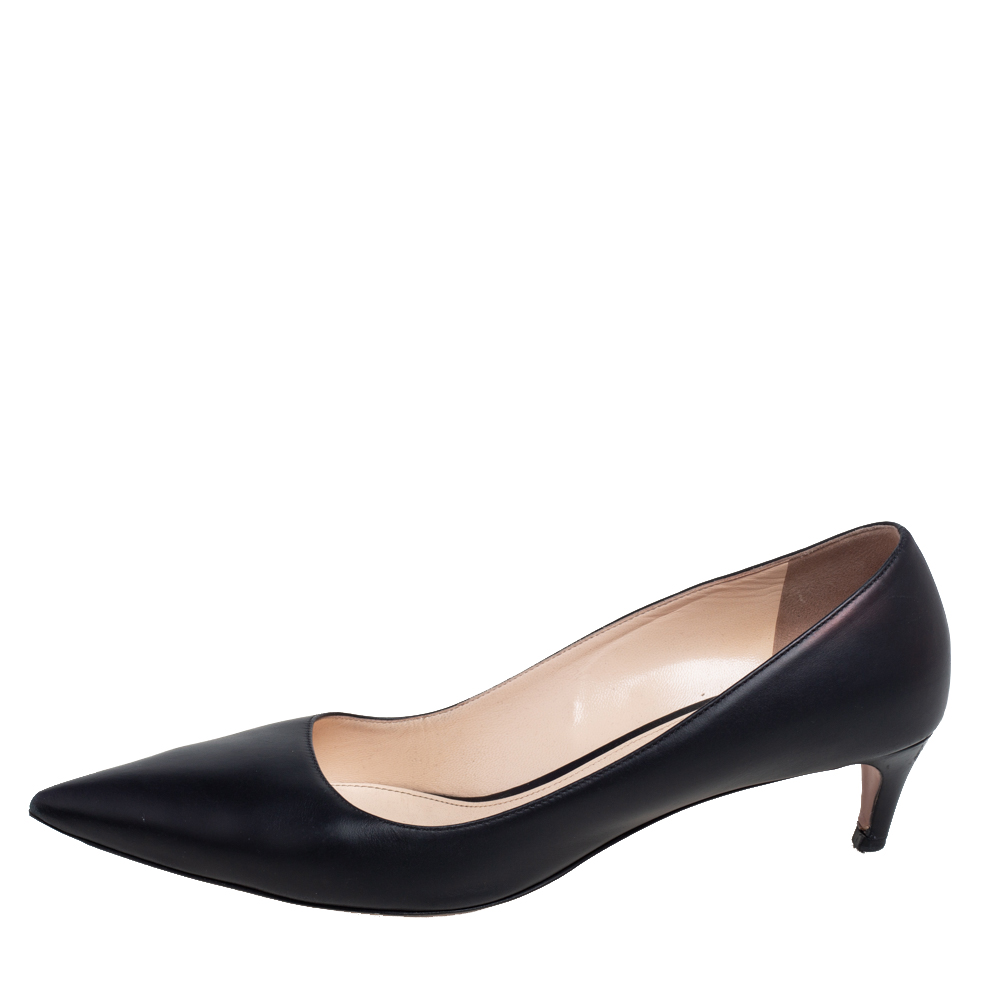 

Prada Black Leather Pointed Toe Kitten Heel Pumps Size