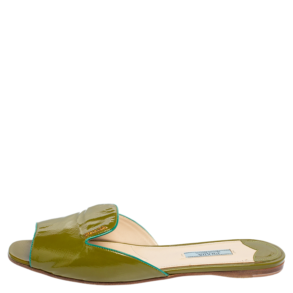 

Prada Green Patent Leather Flat Slides Size