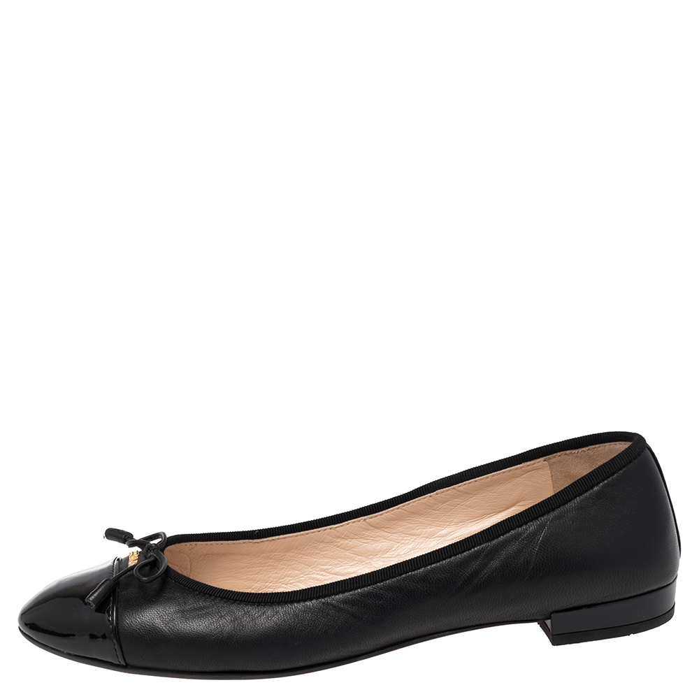 

Prada Black Patent Leather Bow Ballet Flats Size