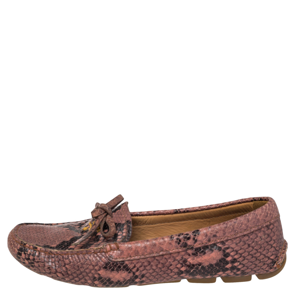 

Prada Pink Python Embossed Leather Bow Slip On Loafers Size