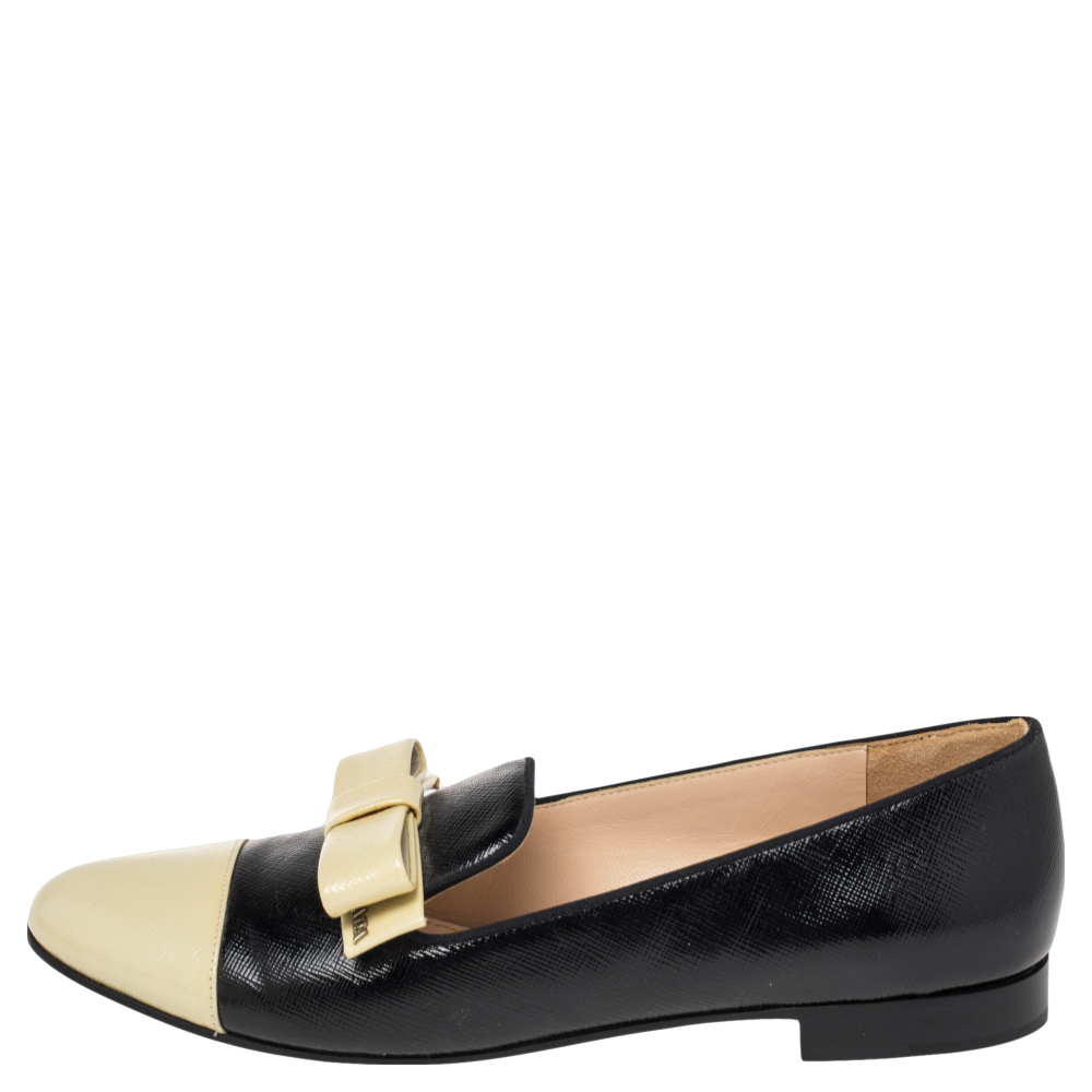 

Prada Black/White Leather Bow Cap Toe Loafers Size