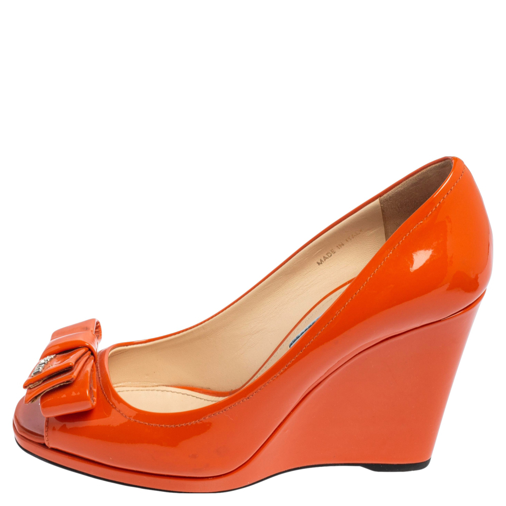 

Prada Orange Patent Leather Bow Peep Toe Wedge Pumps Size