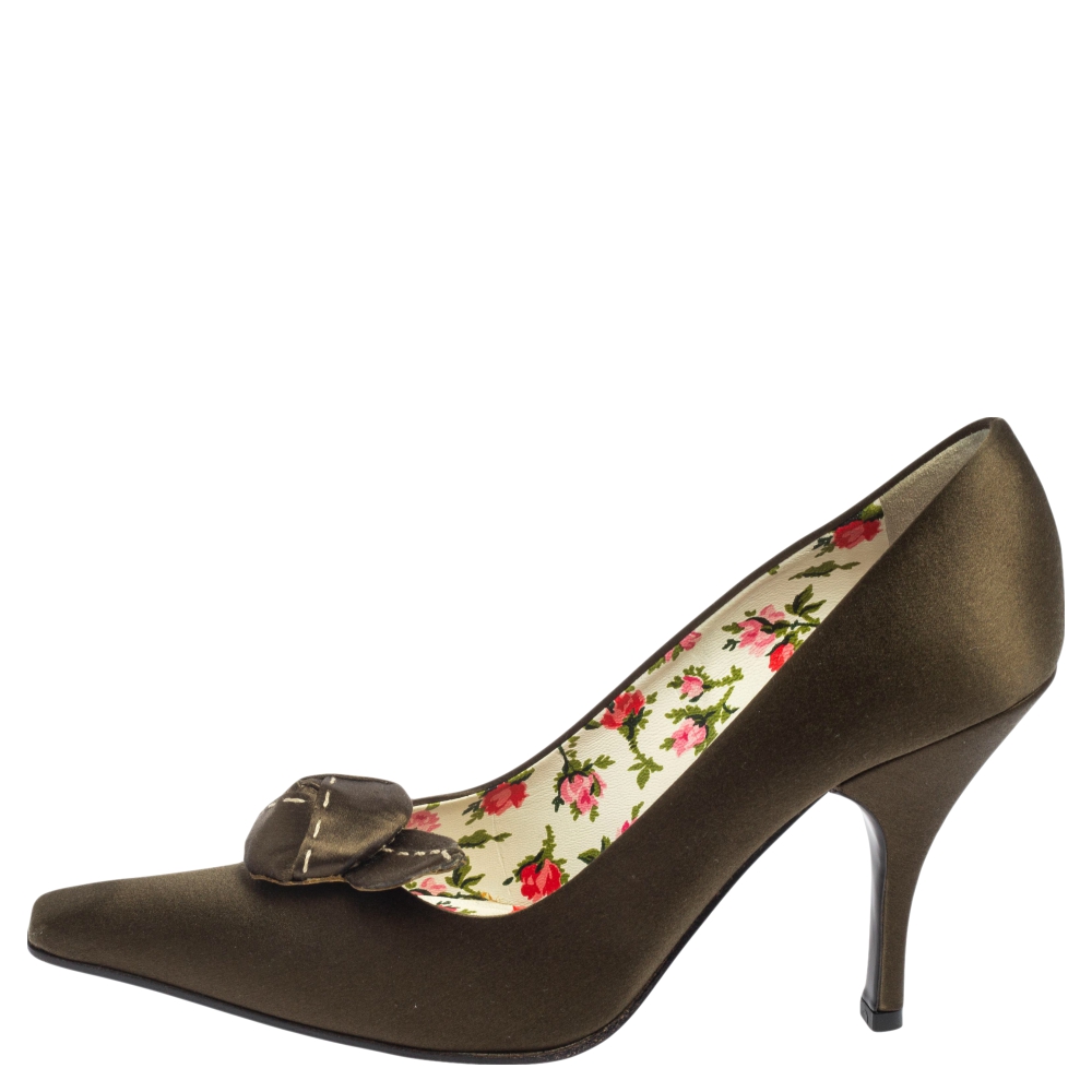 

Prada Army Green Satin Knot Pointed Toe Pumps Size