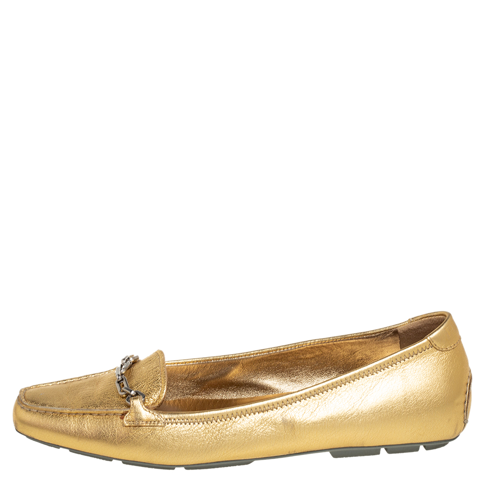 

Prada Gold Leather Chain Link Flats Size