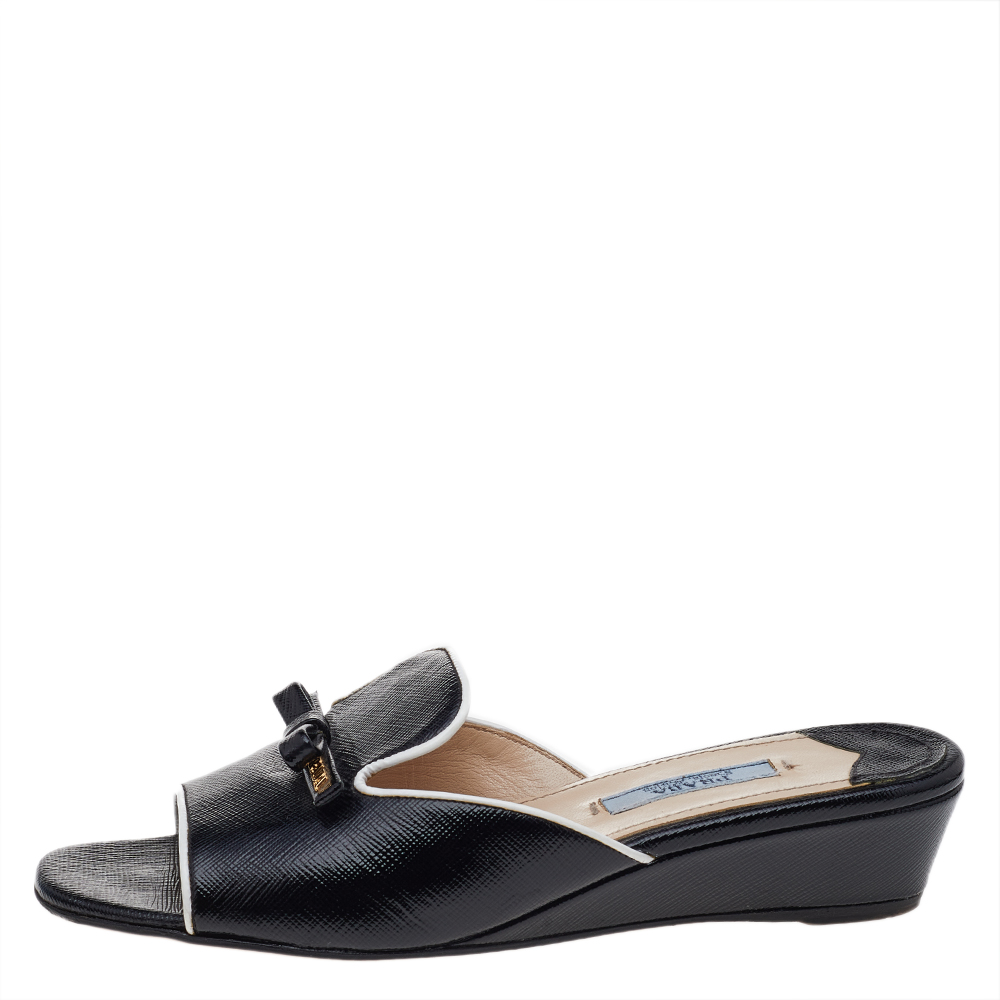 

Prada Black Saffiano Patent Leather Bow Wedge Slide Sandals Size
