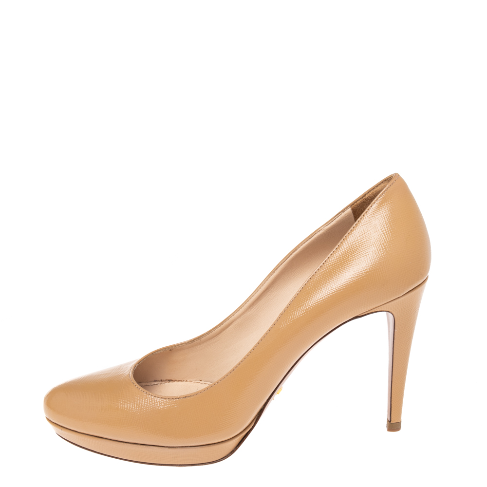 

Prada Beige Saffiano Patent Leather Platform Pumps Size