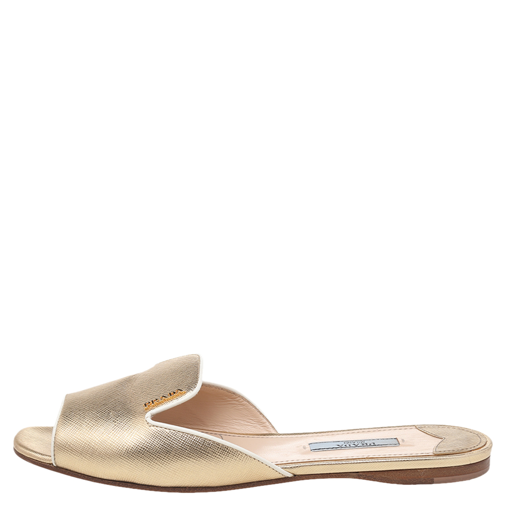 

Prada Gold-White Saffiano Patent Leather Flat Slides Size