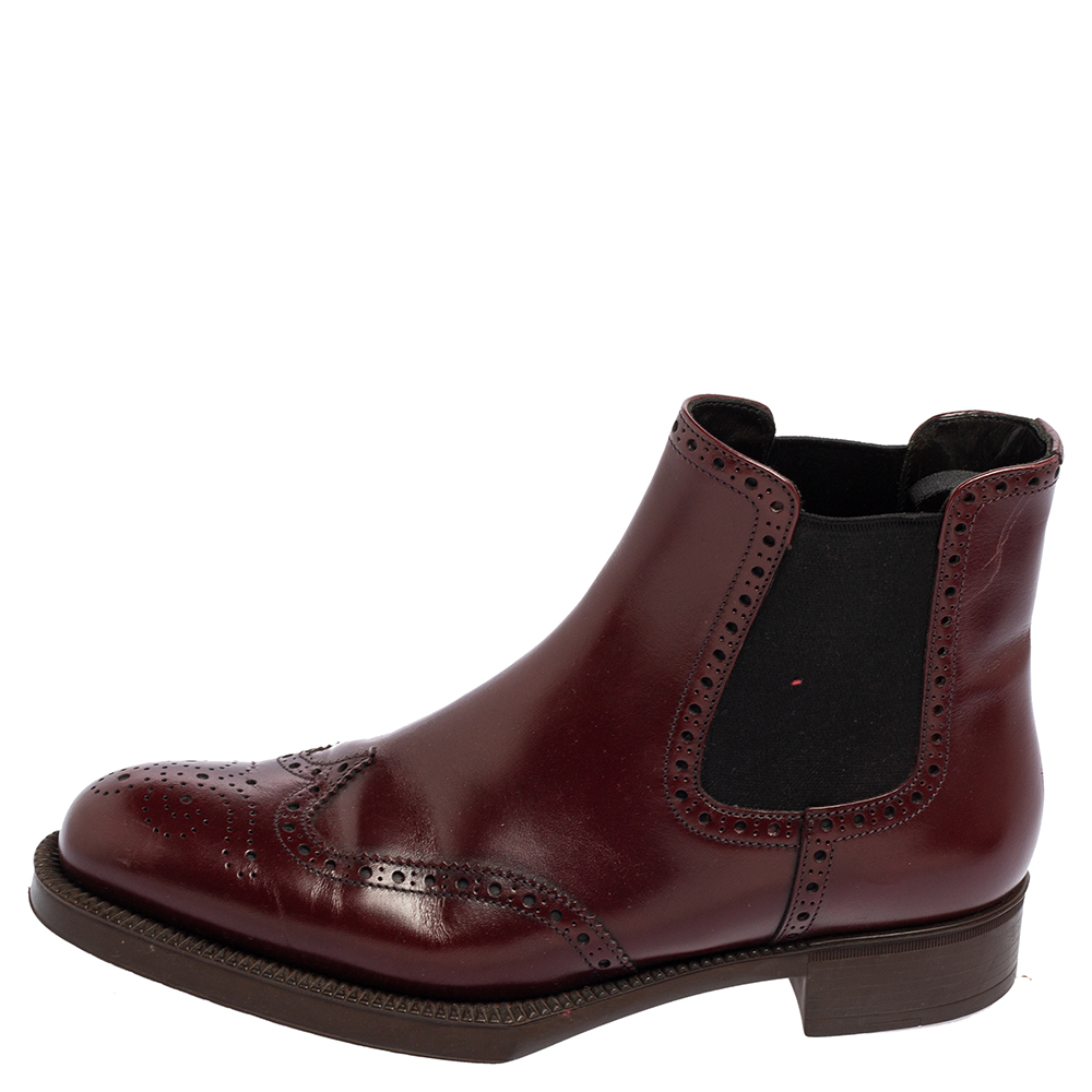 

Prada Maroon Leather Brogue Ankle Boots Size, Burgundy