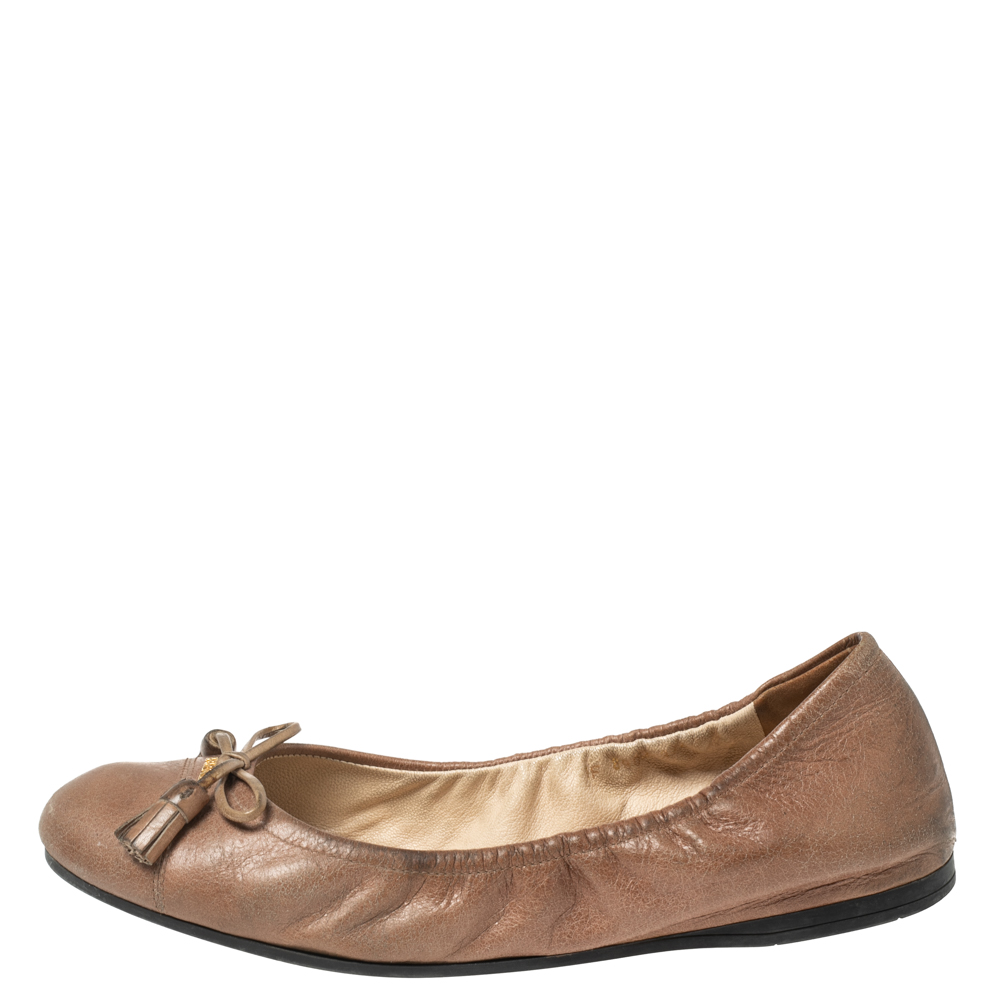 

Prada Brown Leather Bow Scrunch Ballet Flats Size