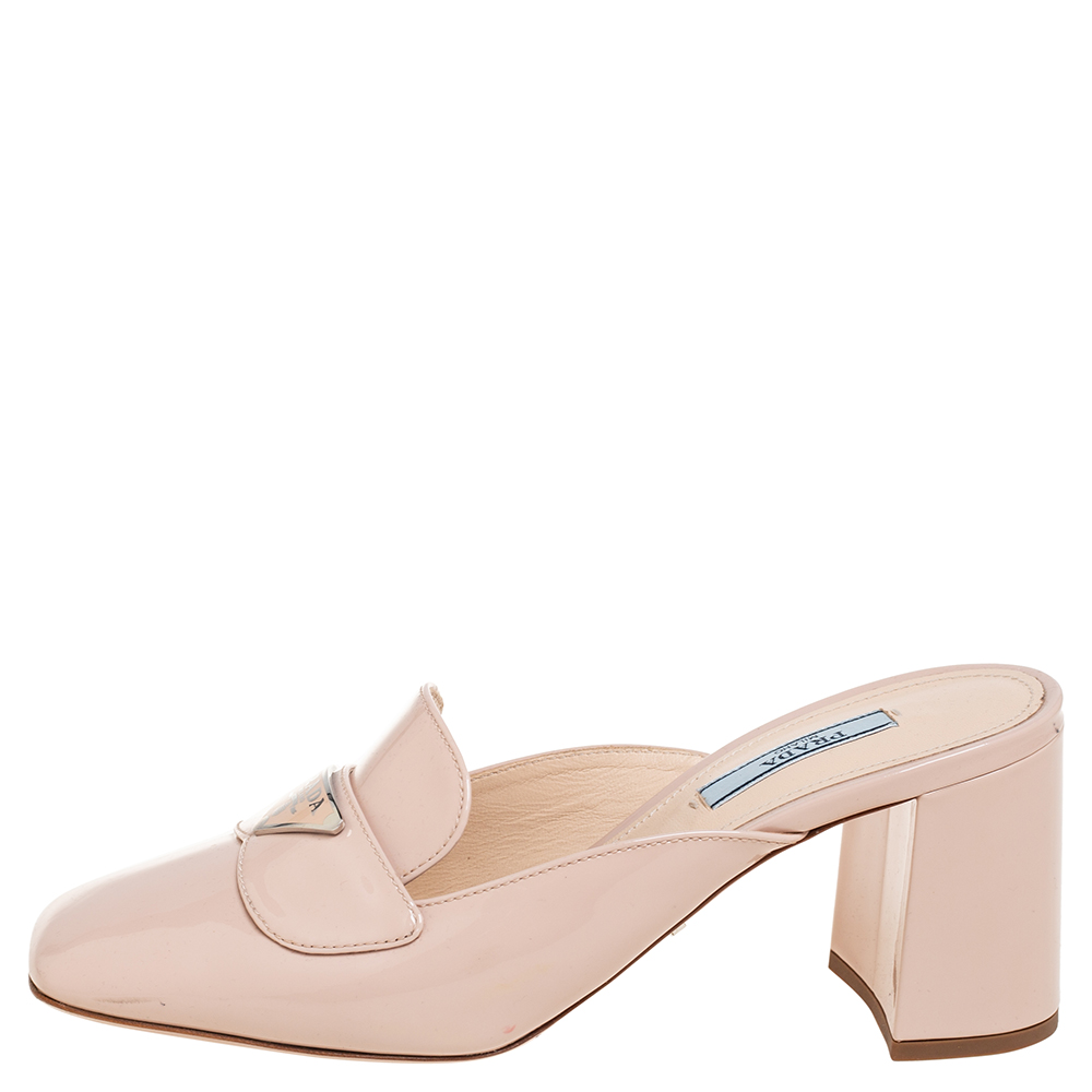 

Prada Beige Patent Leather Mule Sandals Size