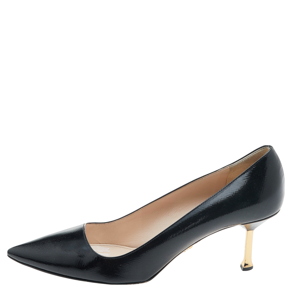 

Prada Black Patent Leather Pointed Toe Pumps Size