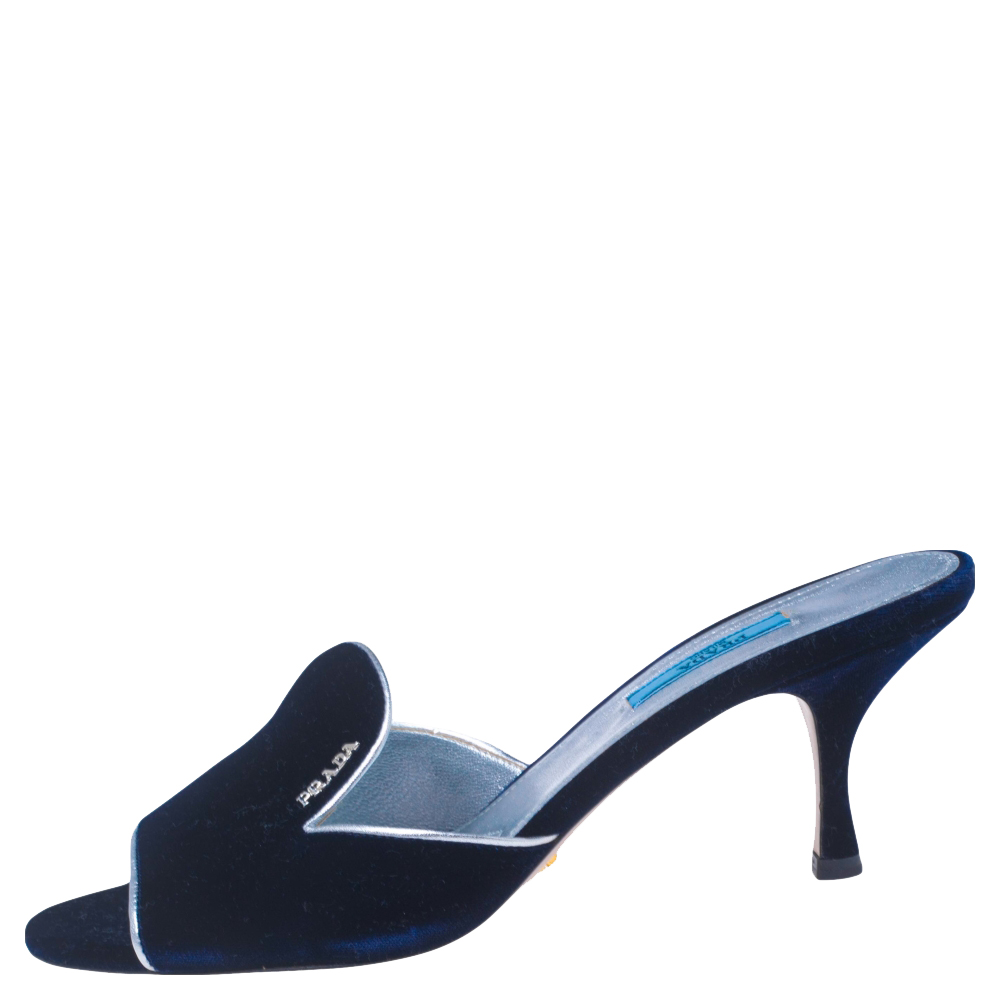 

Prada Navy Blue Velvet Open Toe Slide Sandals Size