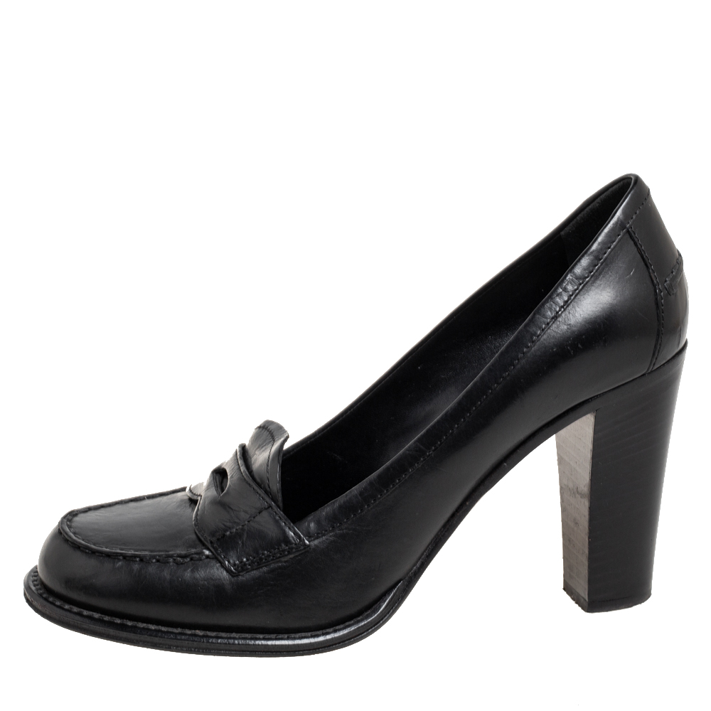 

Prada Black Leather Loafer Pumps Size