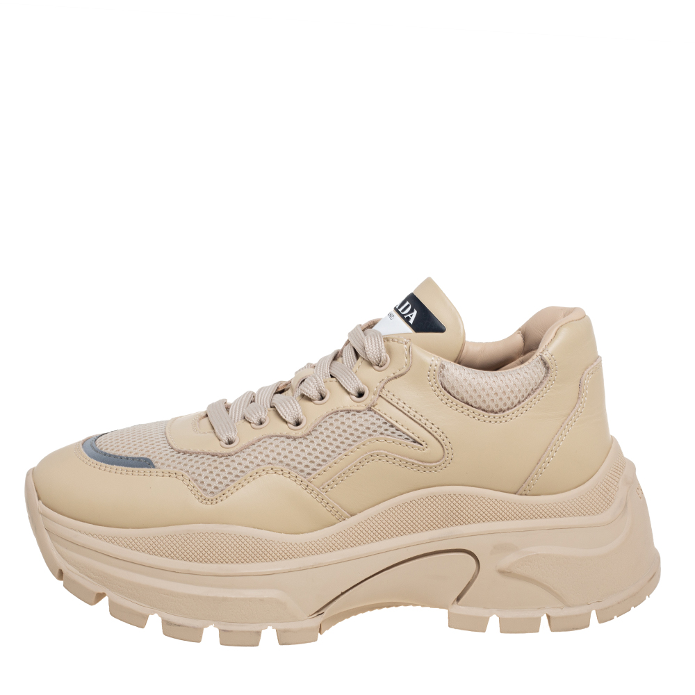 

Prada Beige Leather Low Top Sneakers Size