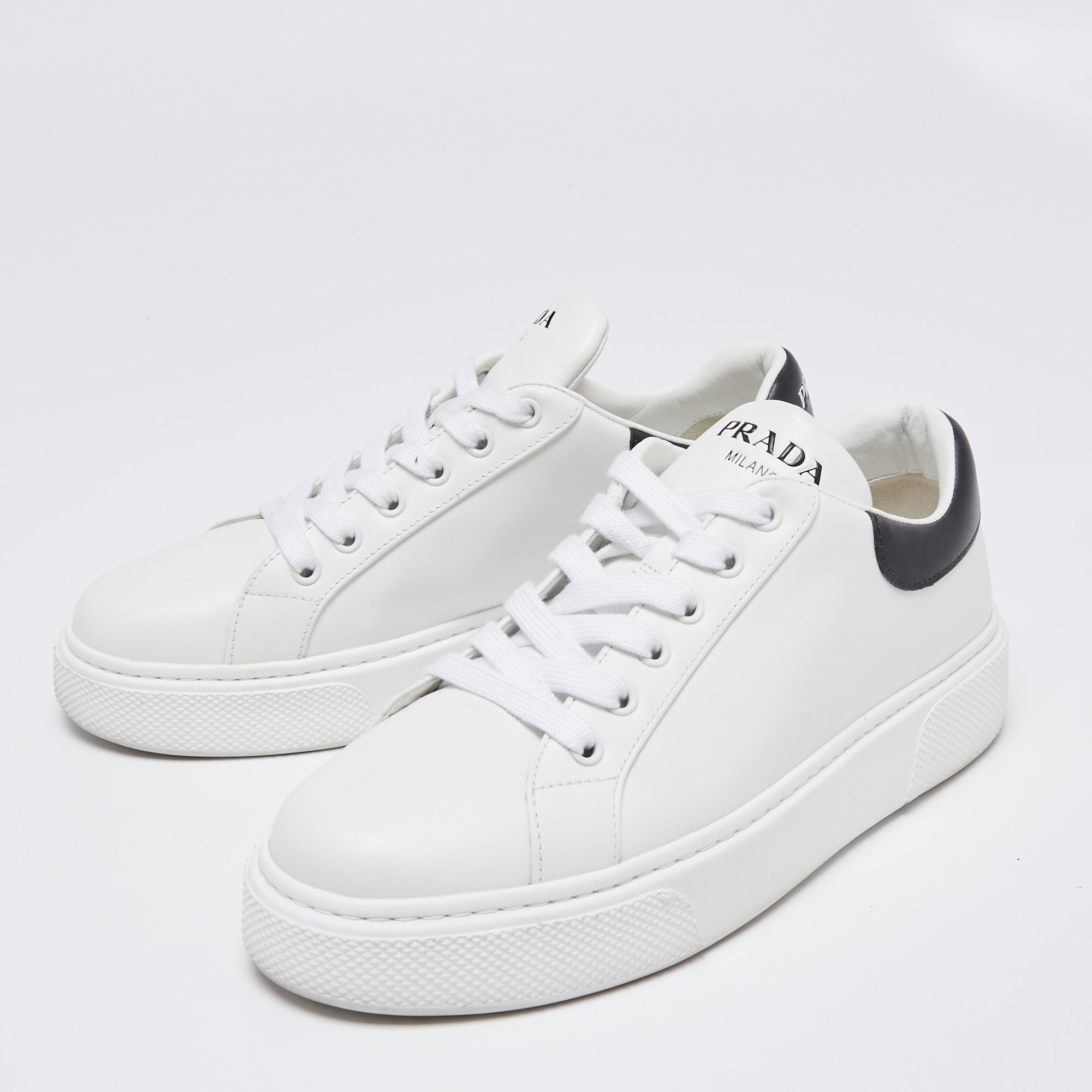

Prada White/Black Leather Lace Up Sneakers Size