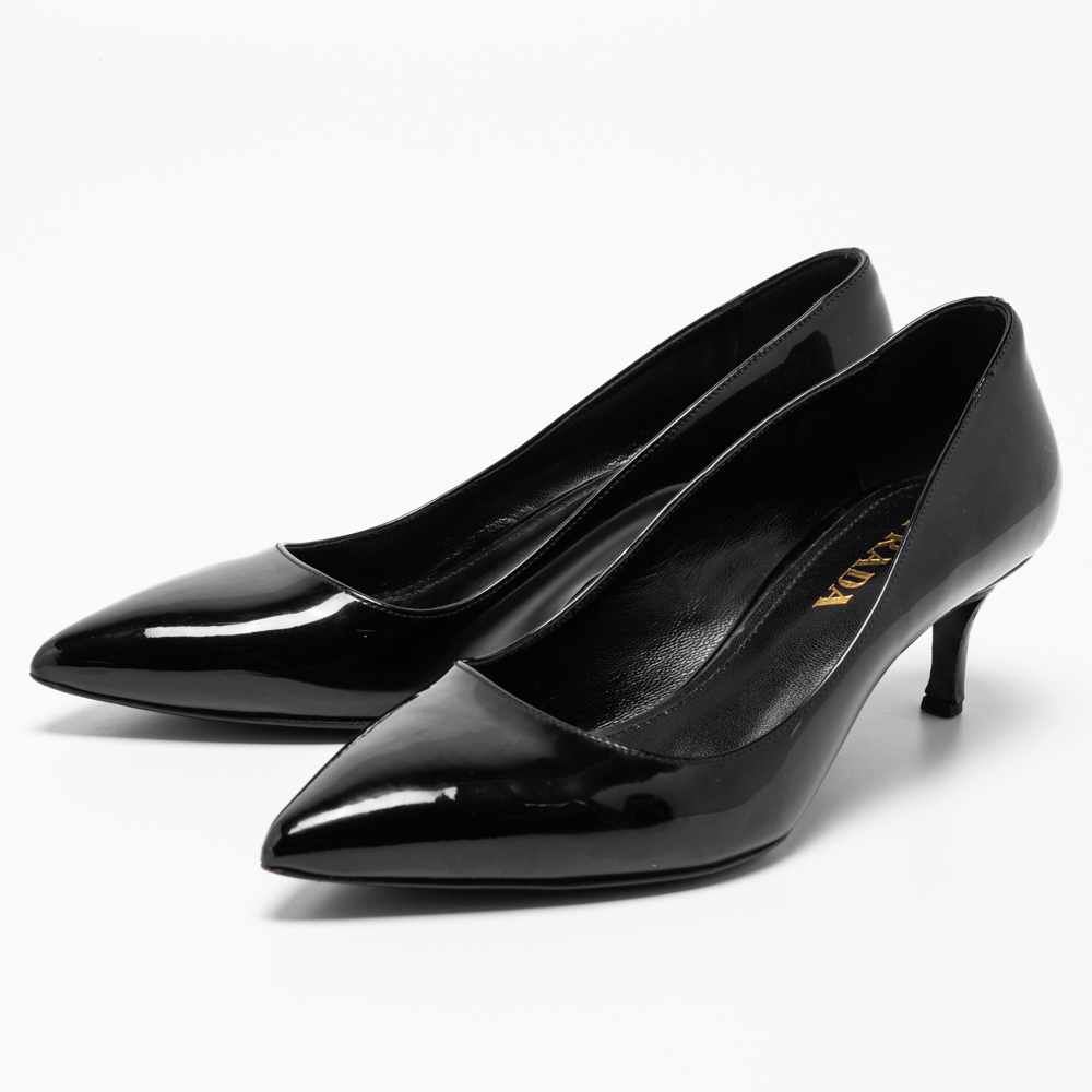 

Prada Black Patent Leather Pointed Toe Pumps Size