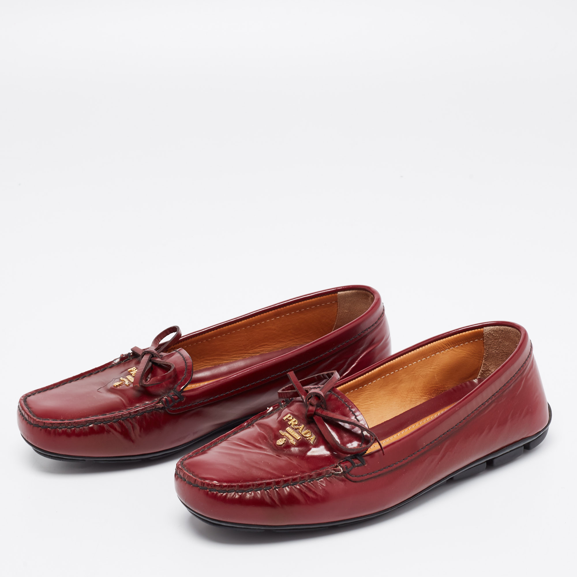 

Prada Red Glossy Leather Bow Slip On Loafers Size