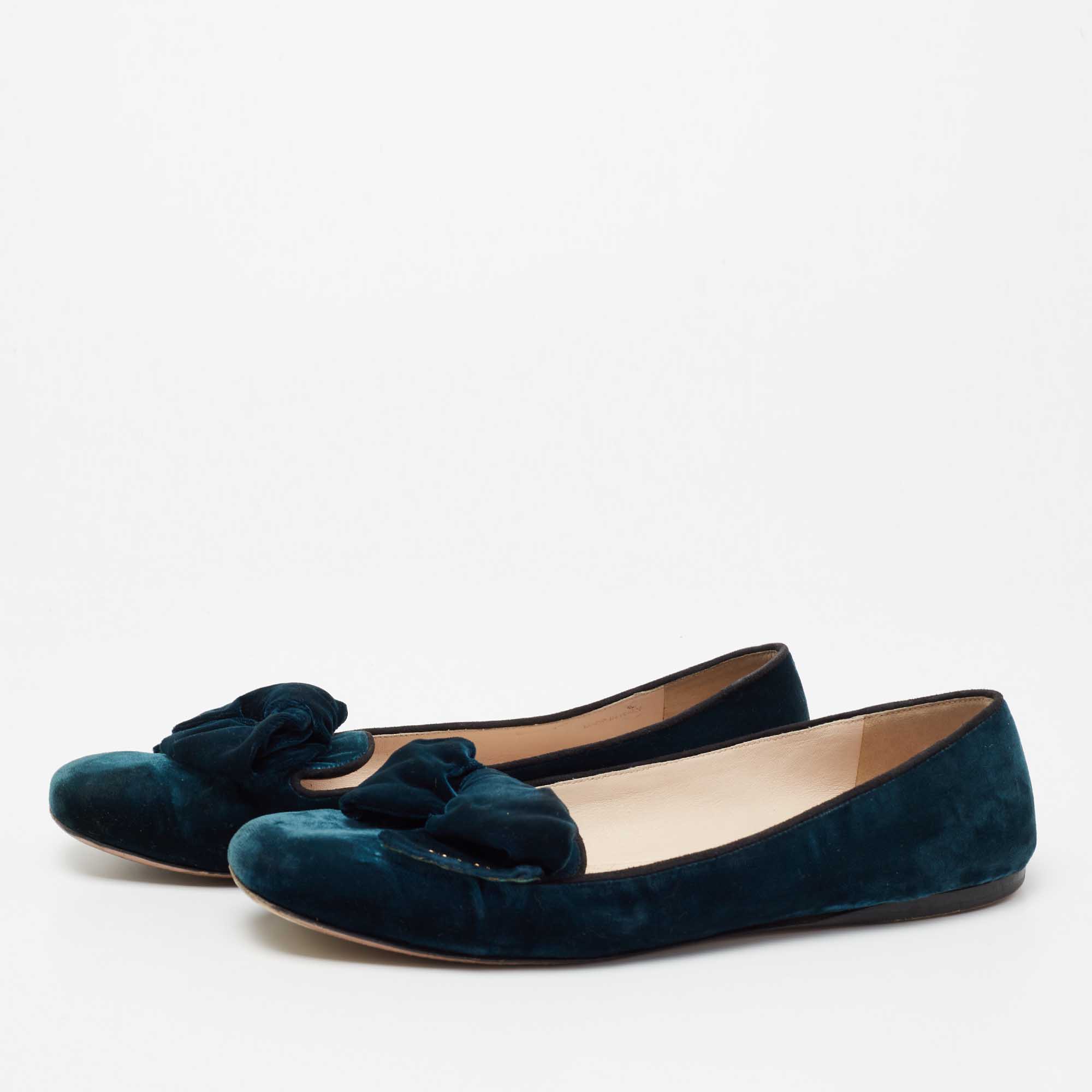 

Prada Navy Blue Velvet Bows Ballet Flats Size