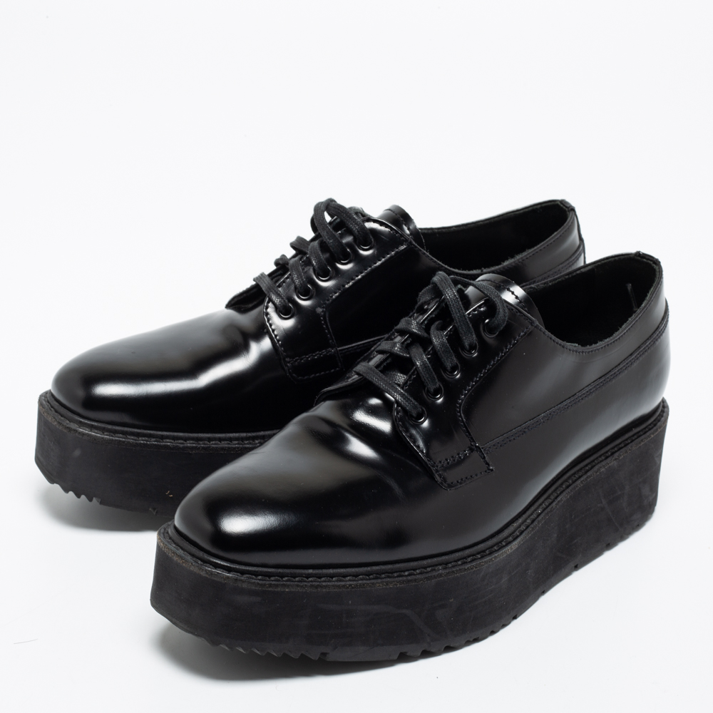 

Prada Black Leather Derby Sneakers Size