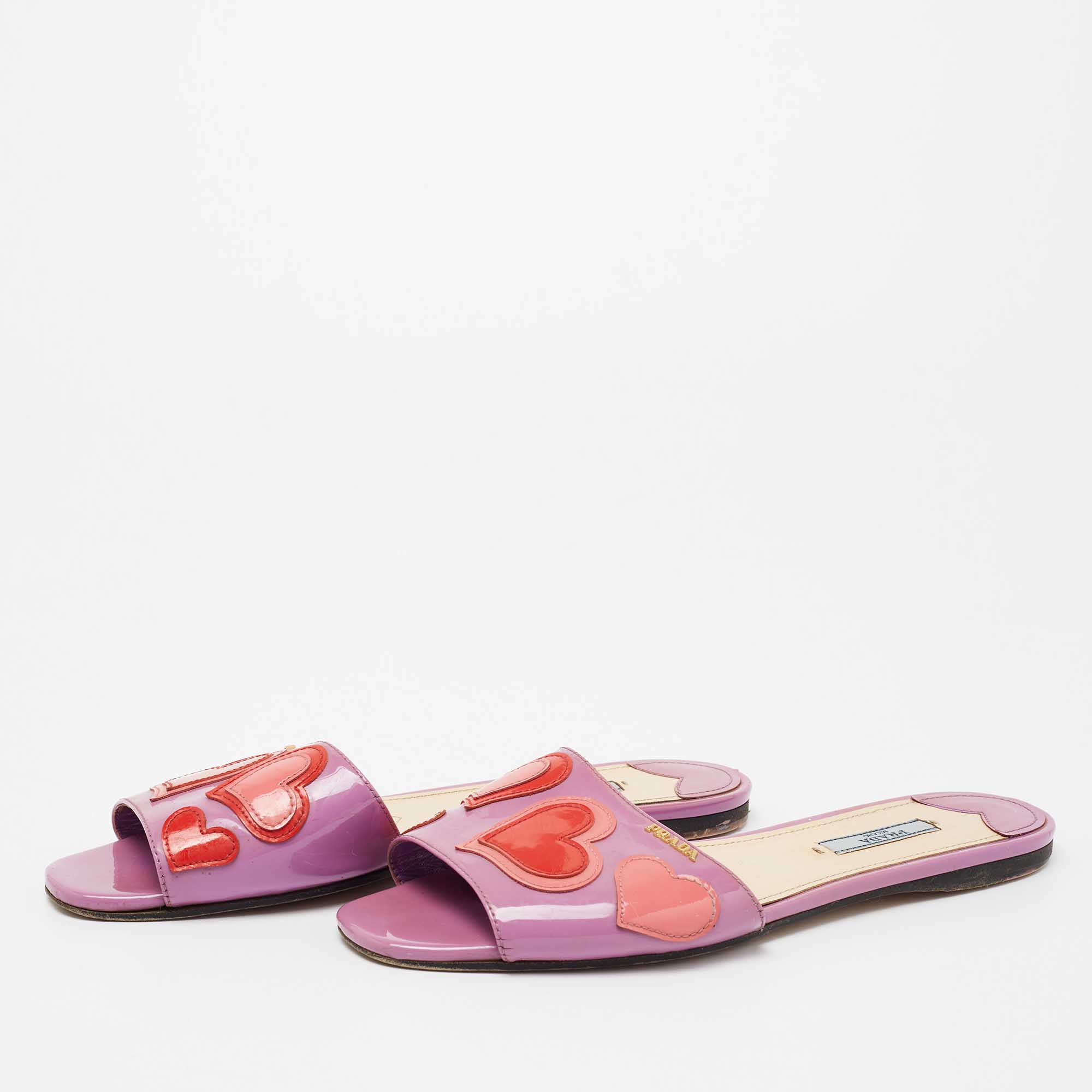 

Prada Purple Patent Leather Heart Motif Flat Slide Sandals Size