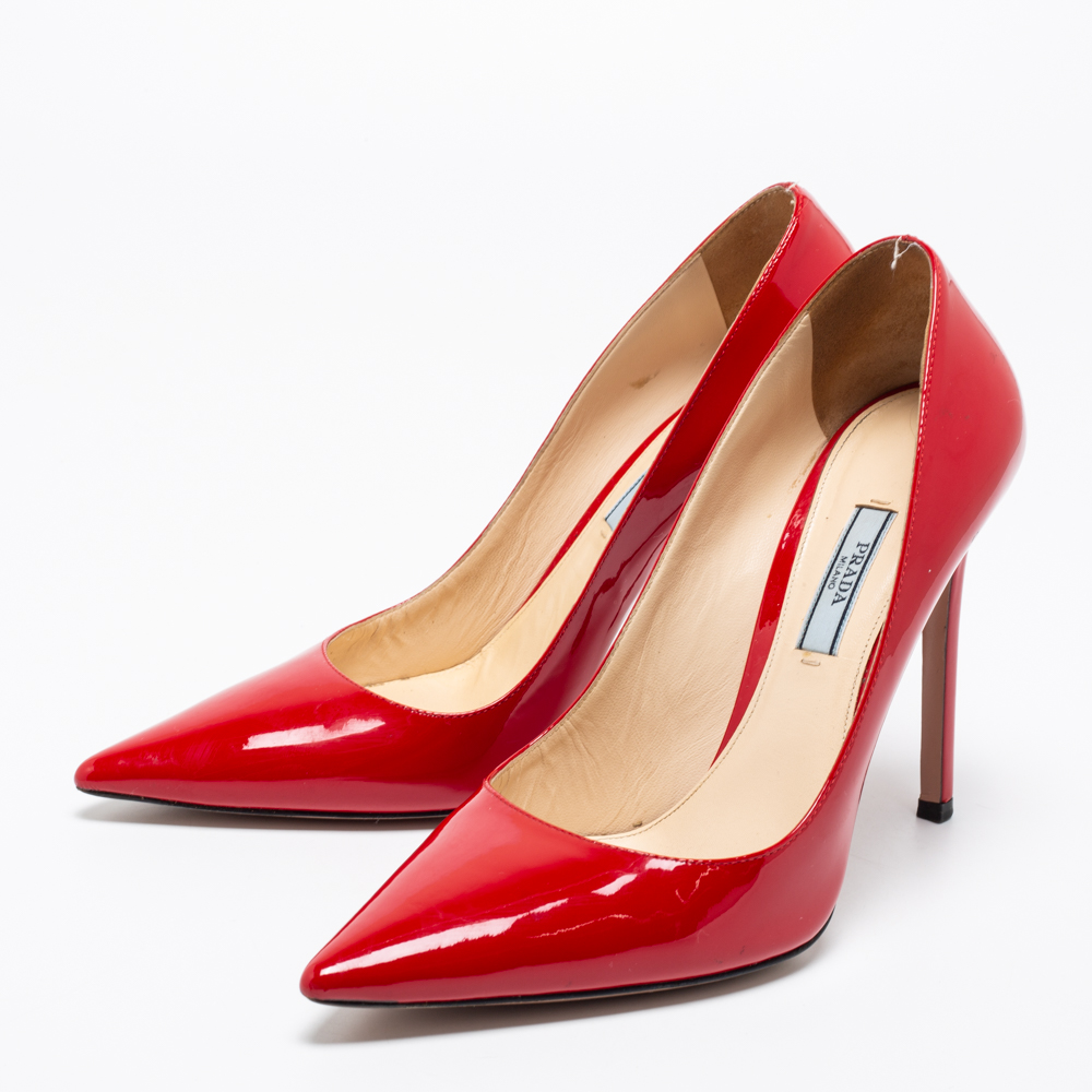 

Prada Red Patent Leather Pointed Toe Pumps Size