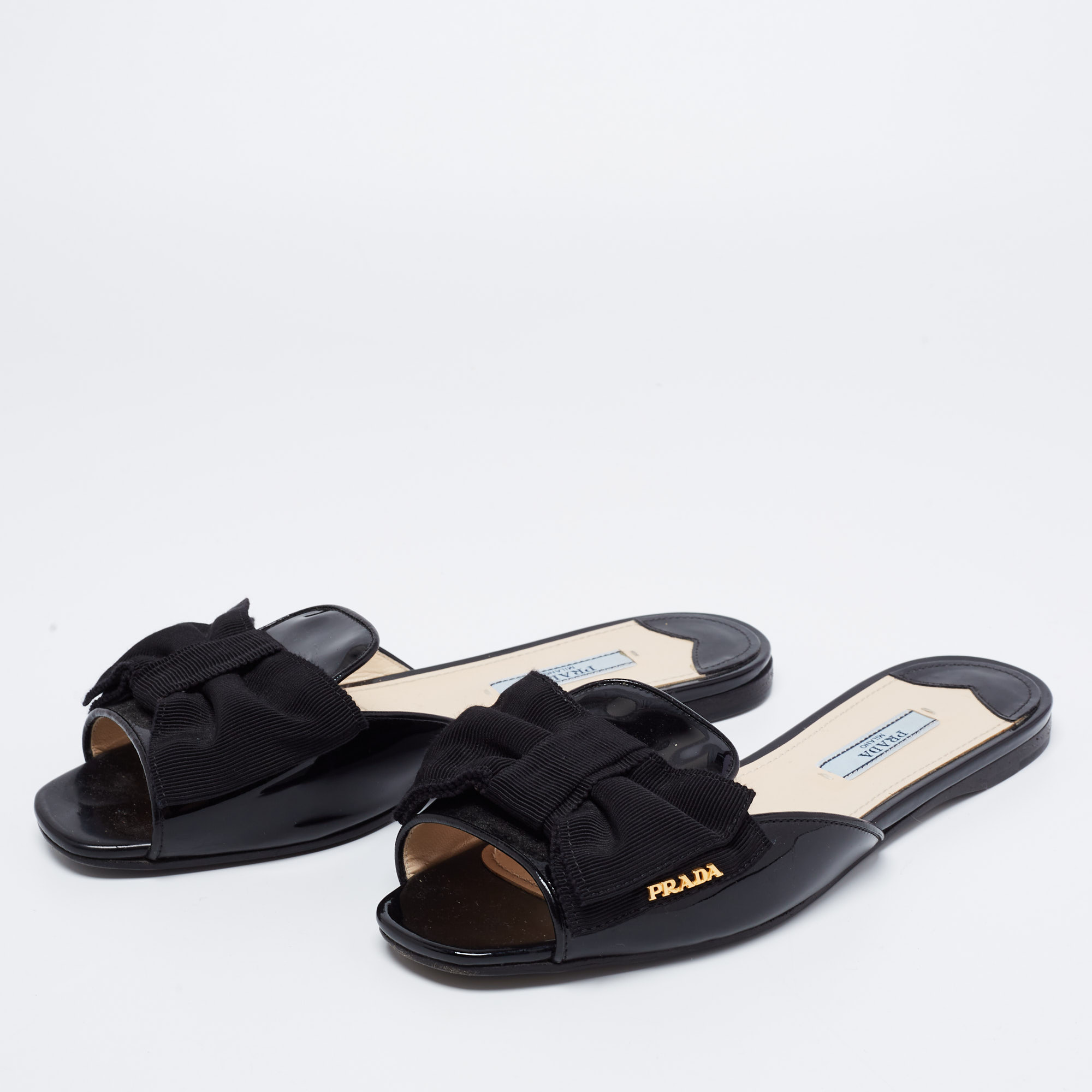 

Prada Black Patent Leather and Fabric Bow Flat Slides Size