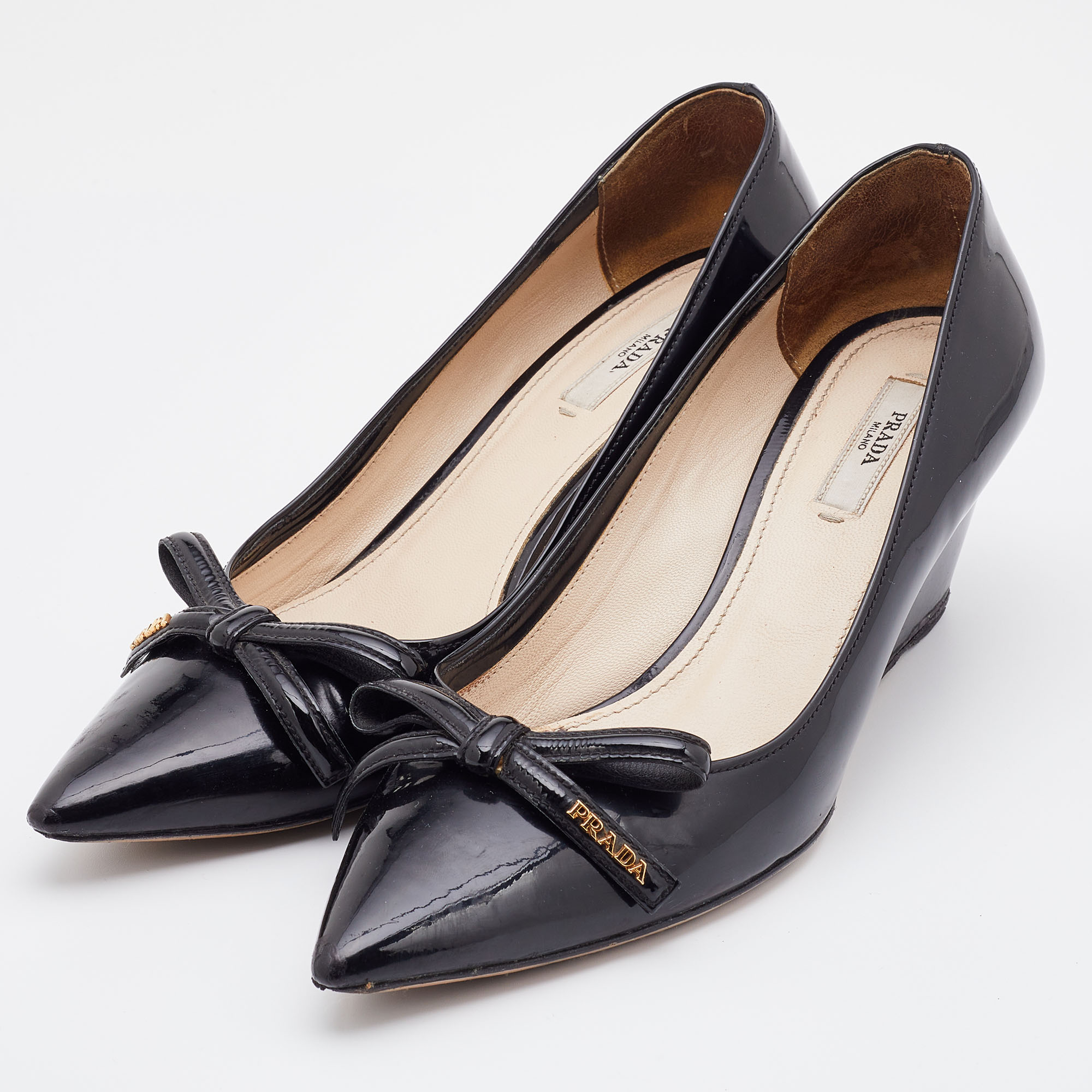 

Prada Black Patent Leather Bow Detail Pointed Toe Wedge Pumps Size