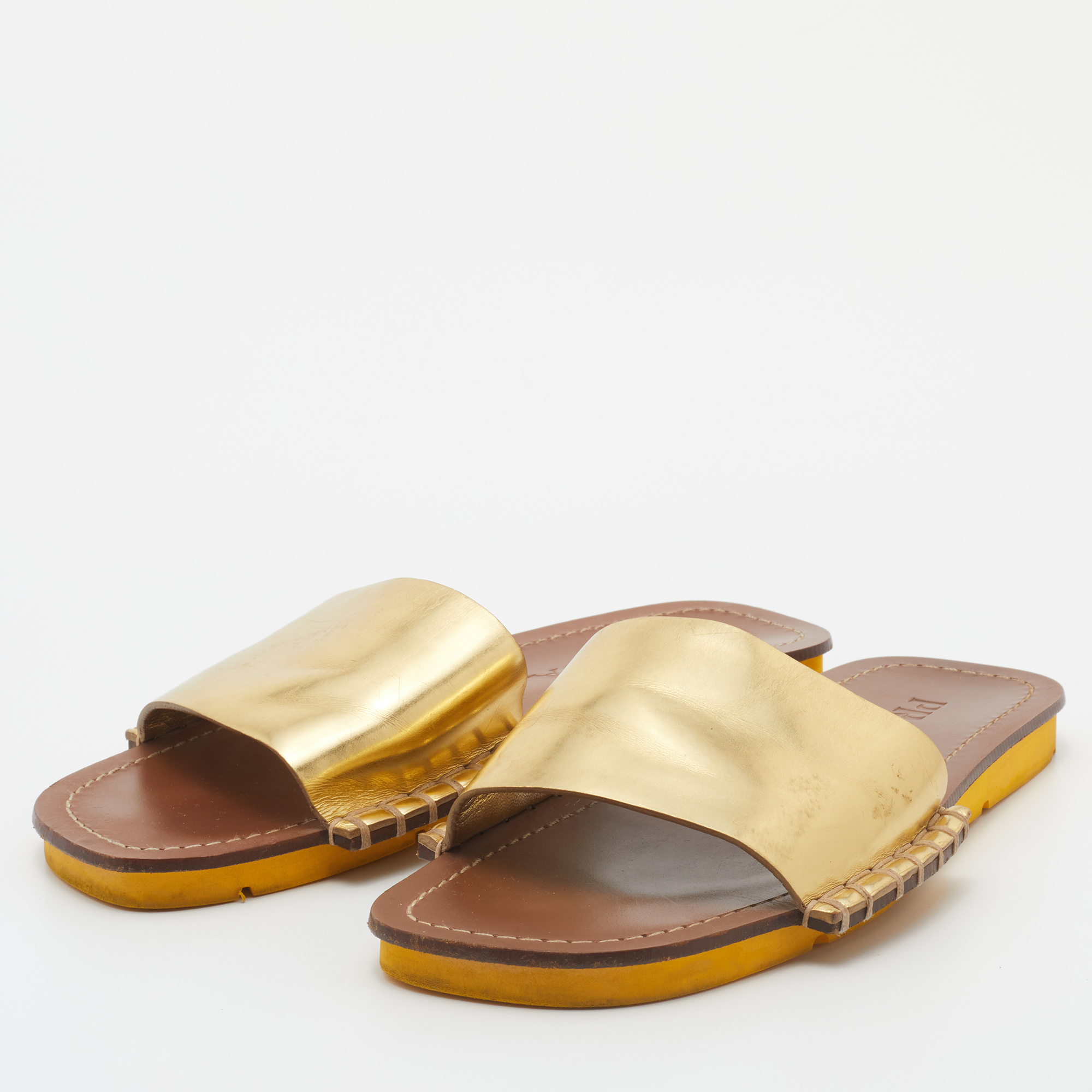 

Prada Gold Leather Flat Slides Size