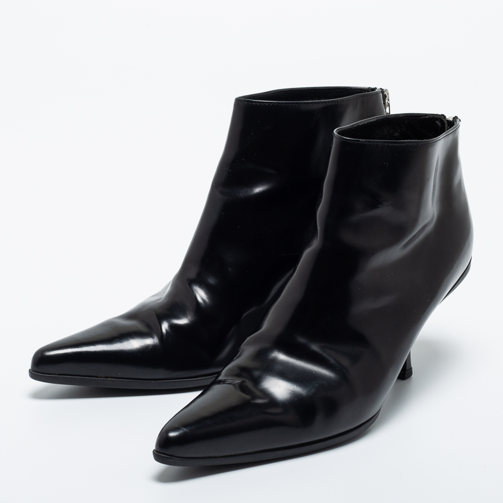 

Prada Black Leather Ankle Length Boots Size