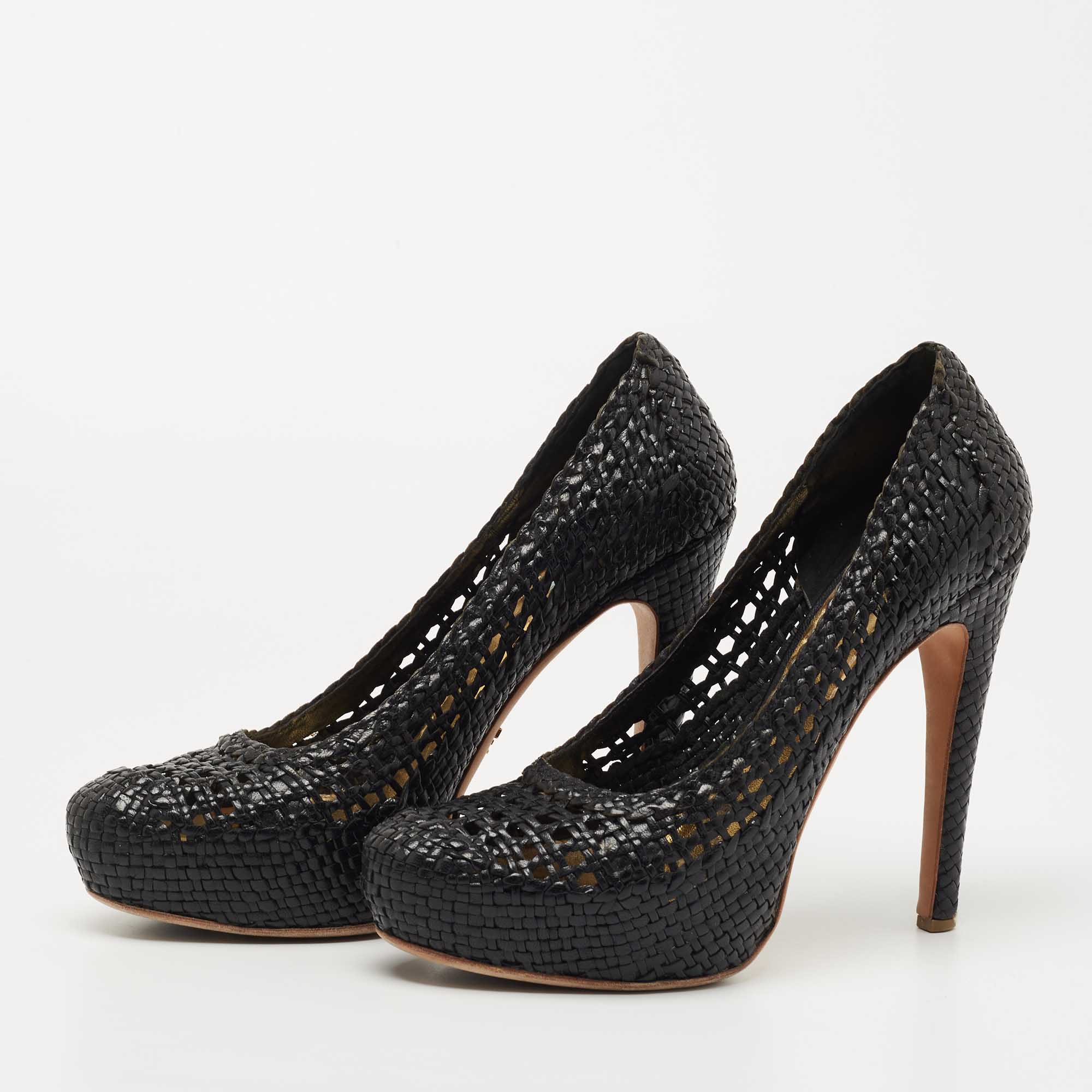 

Prada Black Woven Leather Platform Pumps Size