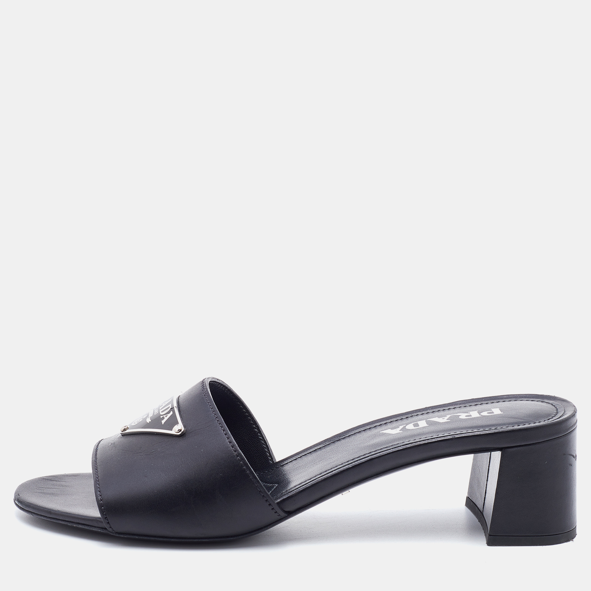 Pre Owned Prada Black Leather Triangle Logo Open Toe Slide Sandals Size 39