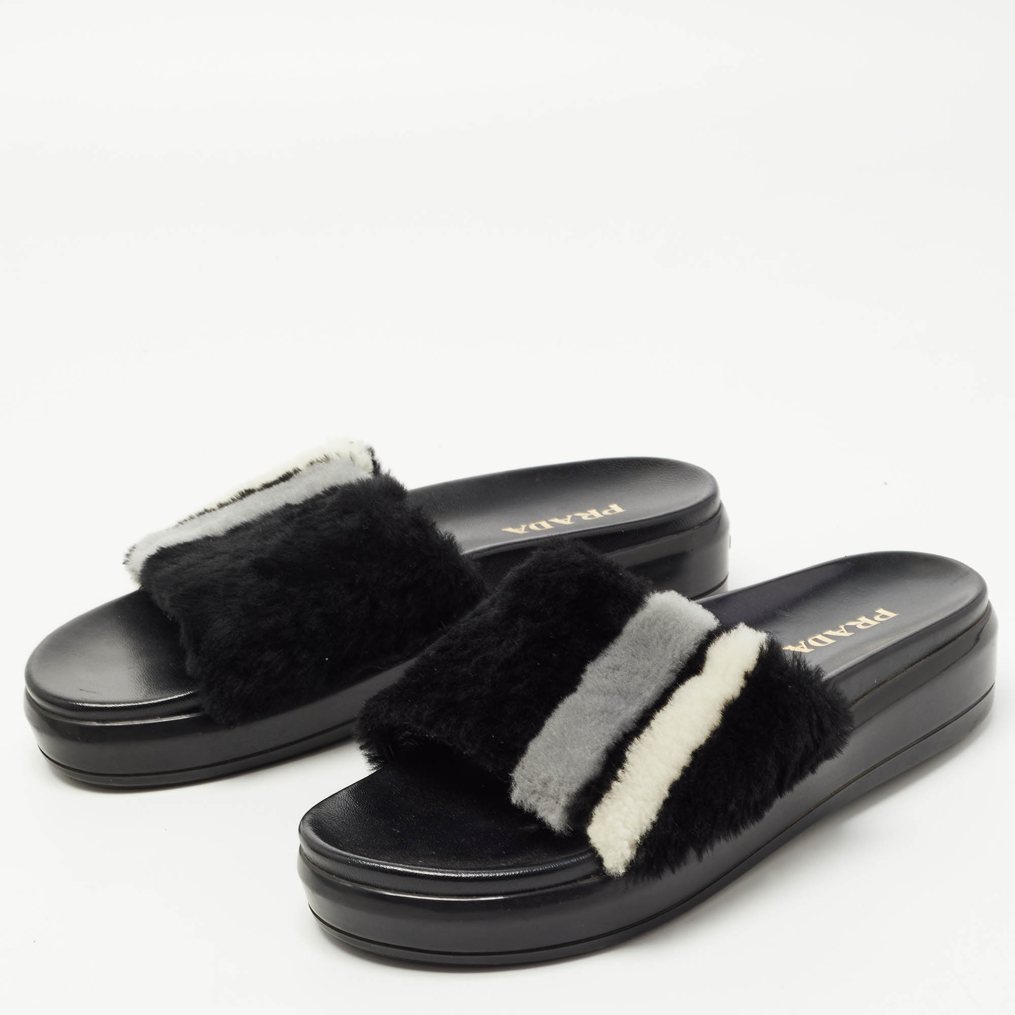 

Prada Black/White Leather and Fur Flat Slides Size