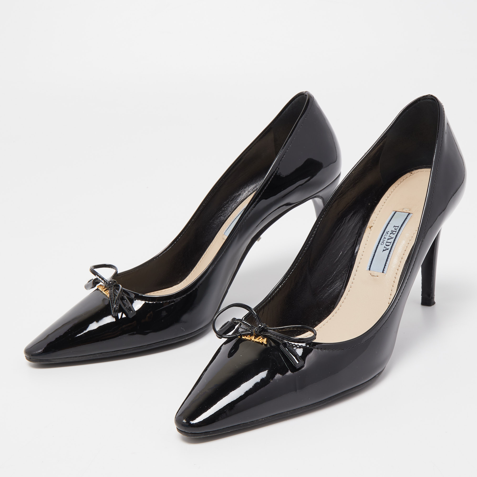 

Prada Black Patent Leather Bow Pumps Size