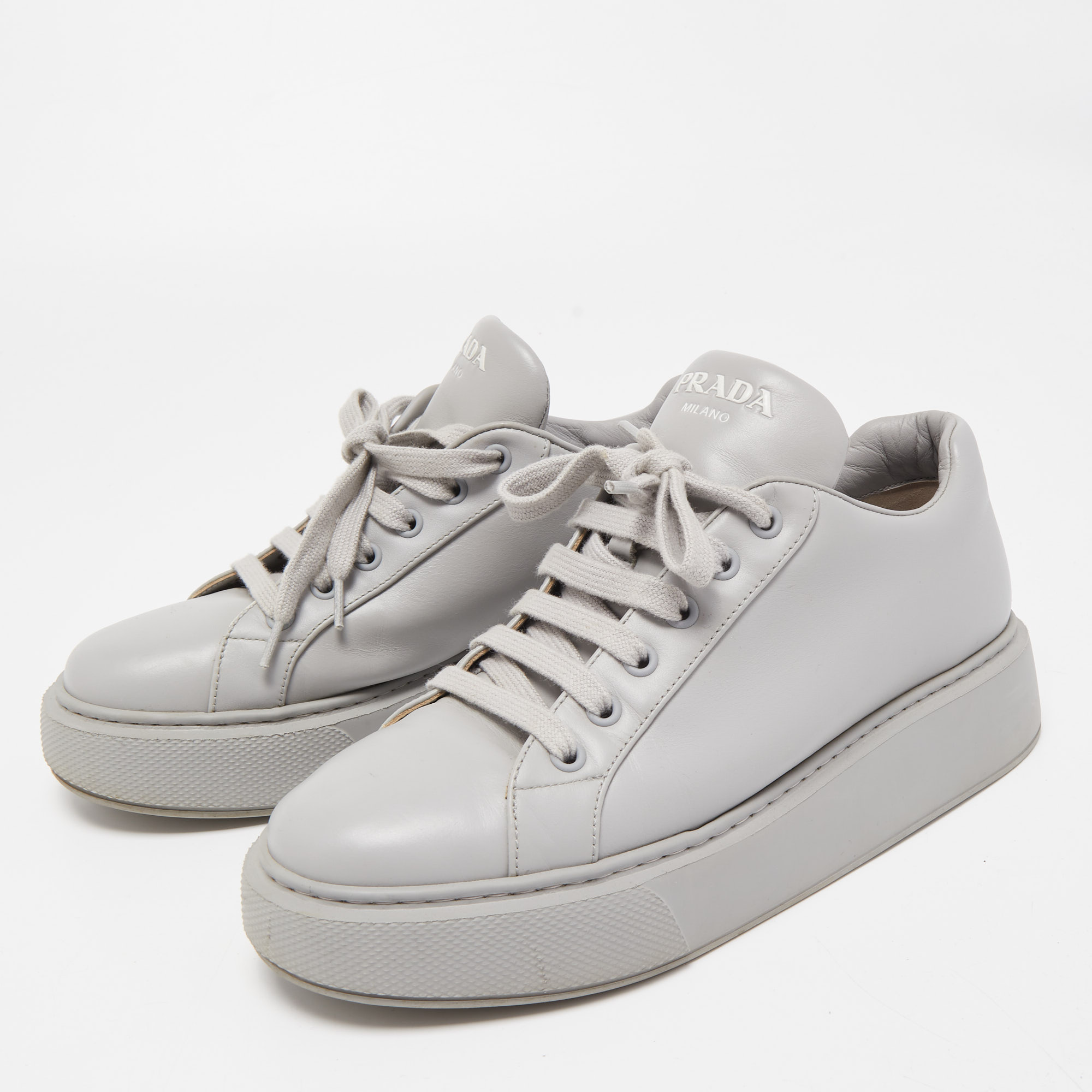 

Prada Grey Leather Low Top Sneakers Size