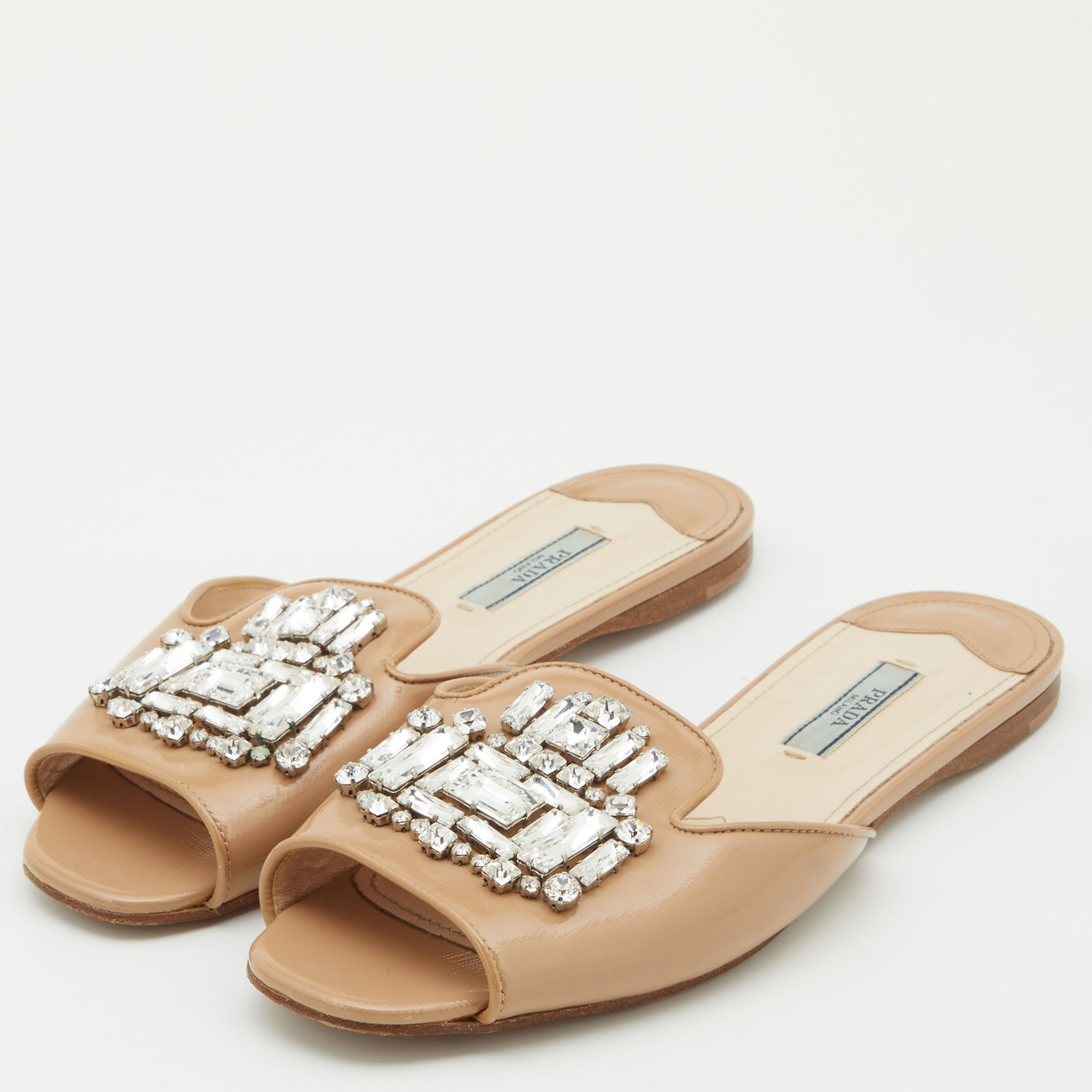 

Prada Beige Patent Leather Crystal Embellished Flat Slides Size