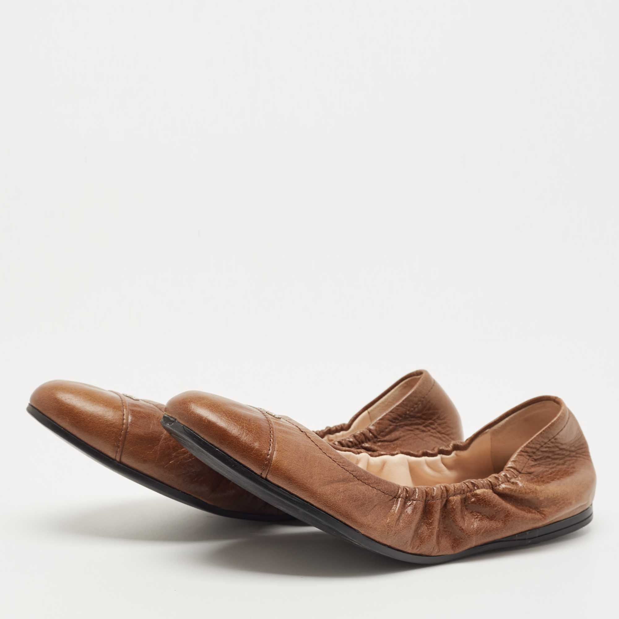 

Prada Brown Leather Scrunch Ballet Flats Size