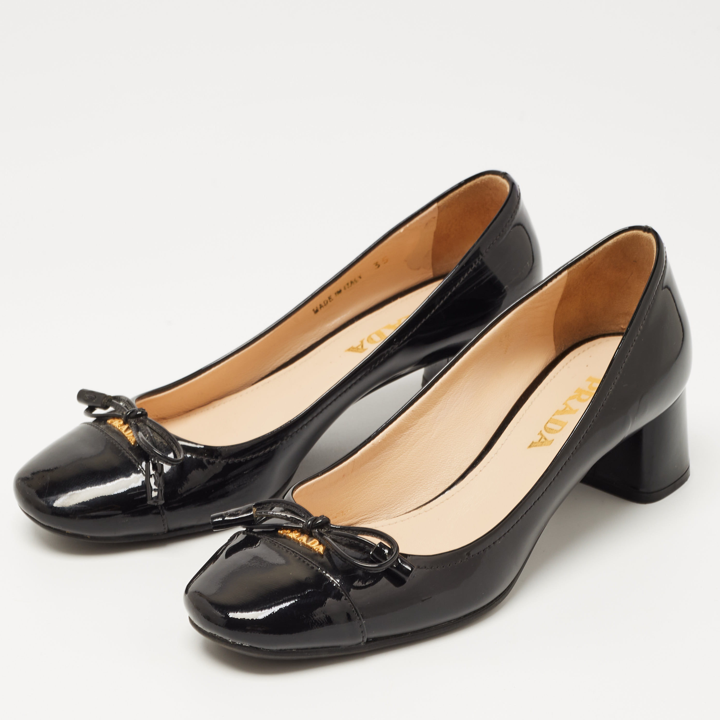 

Prada Black Patent Leather Block Heel Pumps Size