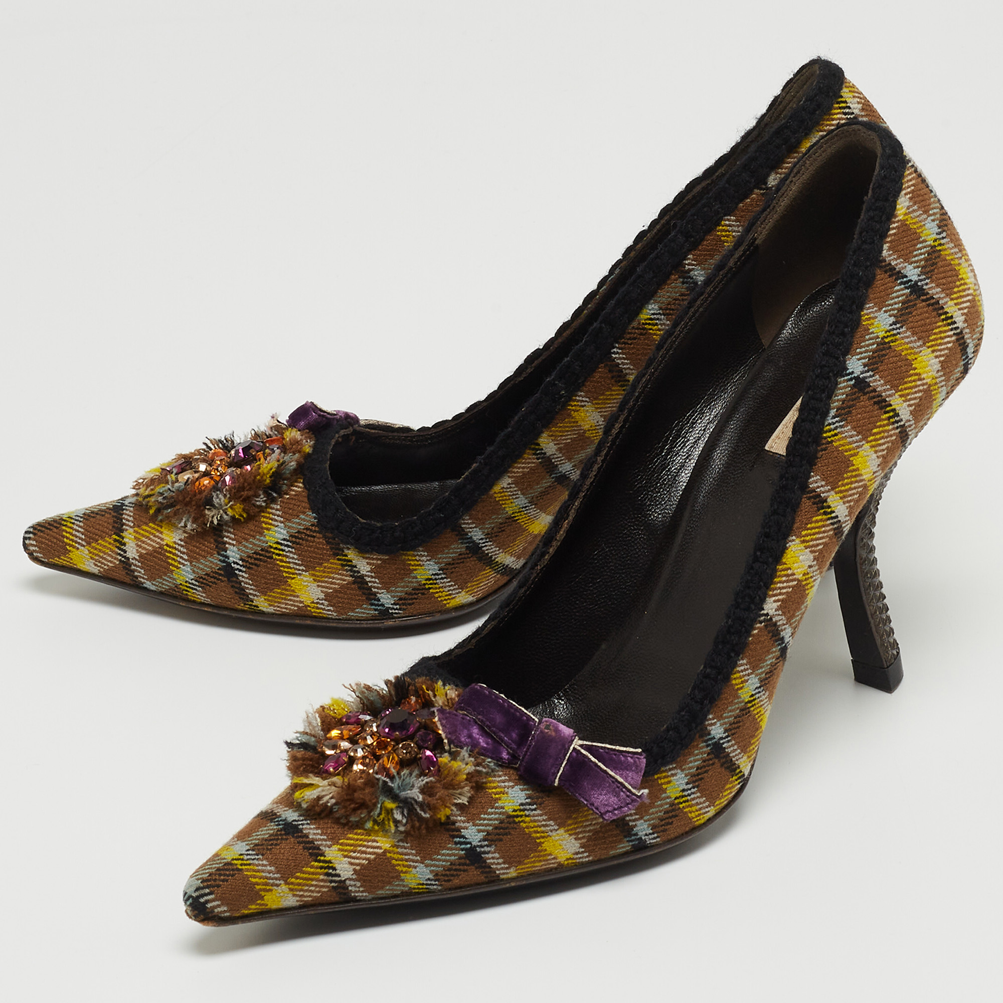 

Prada Multicolor Fabric Embellished Pumps Size