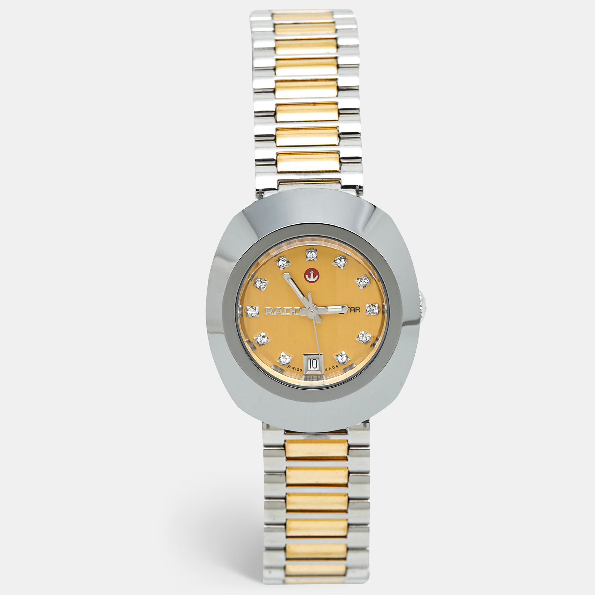 

Rado Diastar R12403633 Champagne Dial CVD-Coated Hardmetal Two-Tone Stainless Steel Women Wristwatch, Gold