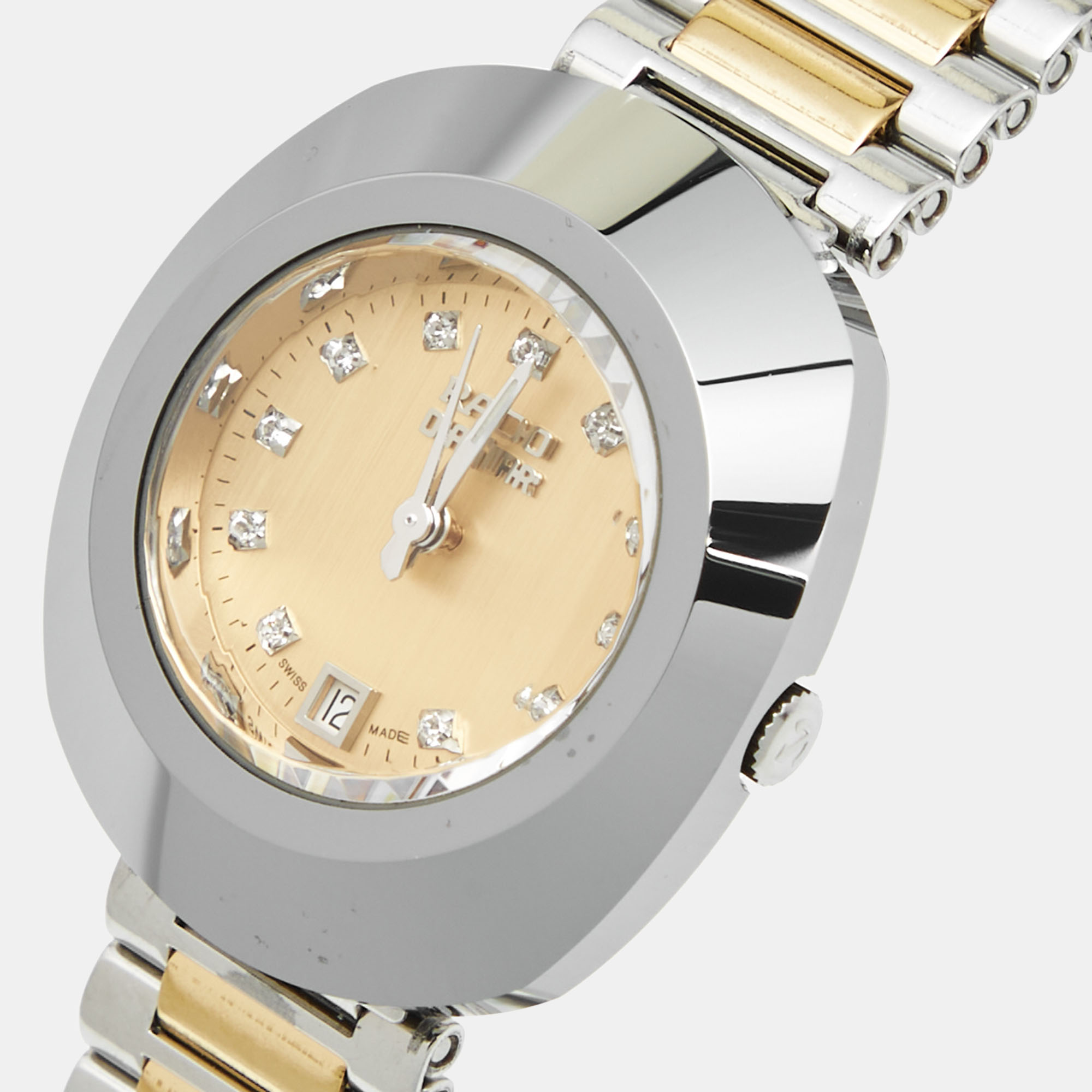 

Rado Yellow Gold Tungsten Carbide Two-Tone Stainless Steel Diastar R12307304 Women's Wristwatch, Silver
