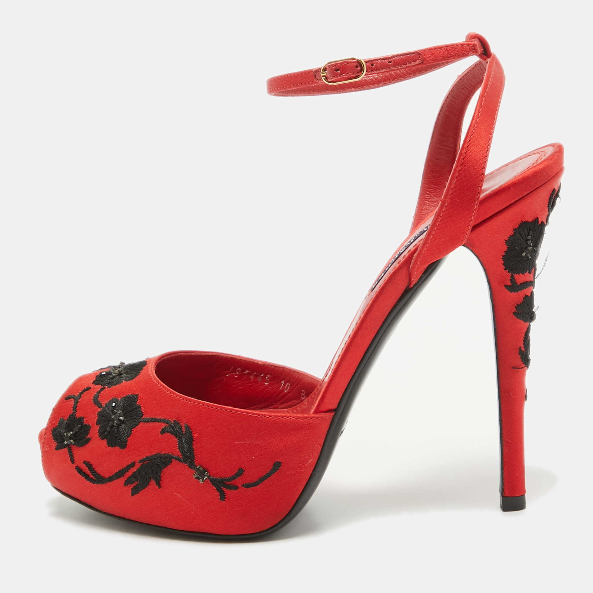 

Ralph Lauren Collection Red/Black Embroidered Satin Platform Sandals Size 40