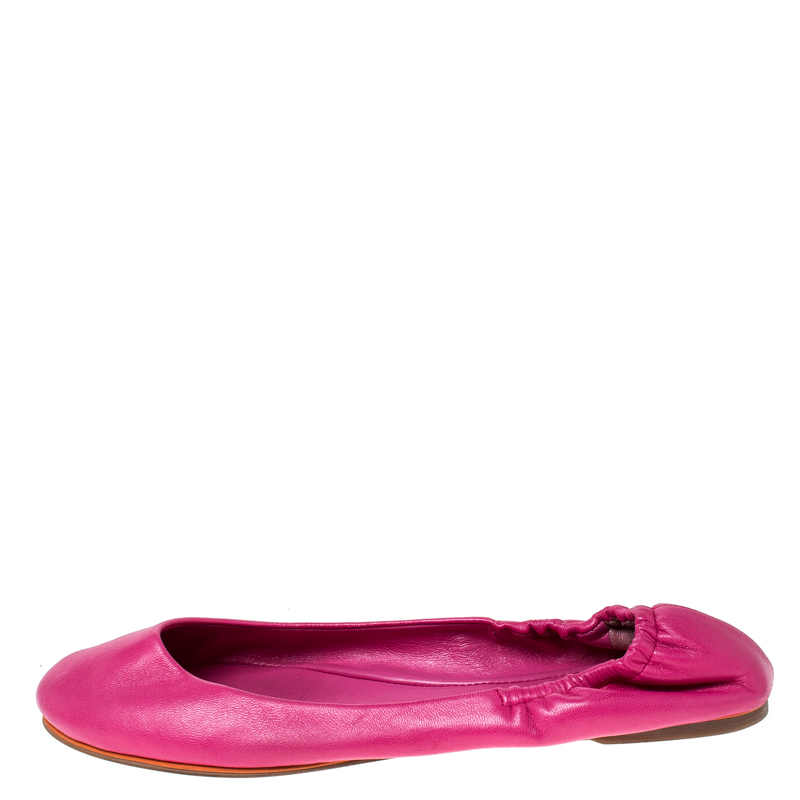 

Ralph Lauren Pink Leather Scrunch Ballet Flats Size